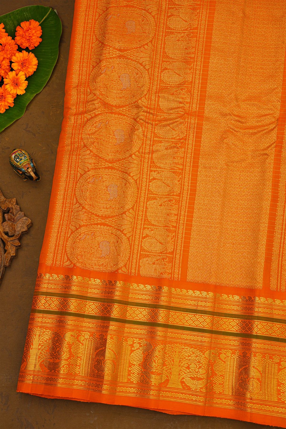 Gadwal Silk Navy Blue Saree With Elephants And Peacocks In Checks Body