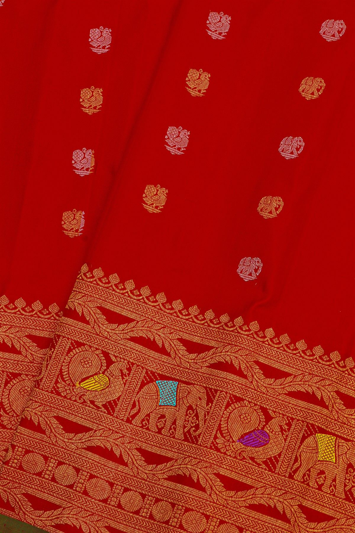 Gadwal Silk Red Saree With Peacocks And Elephants In Buttis Body