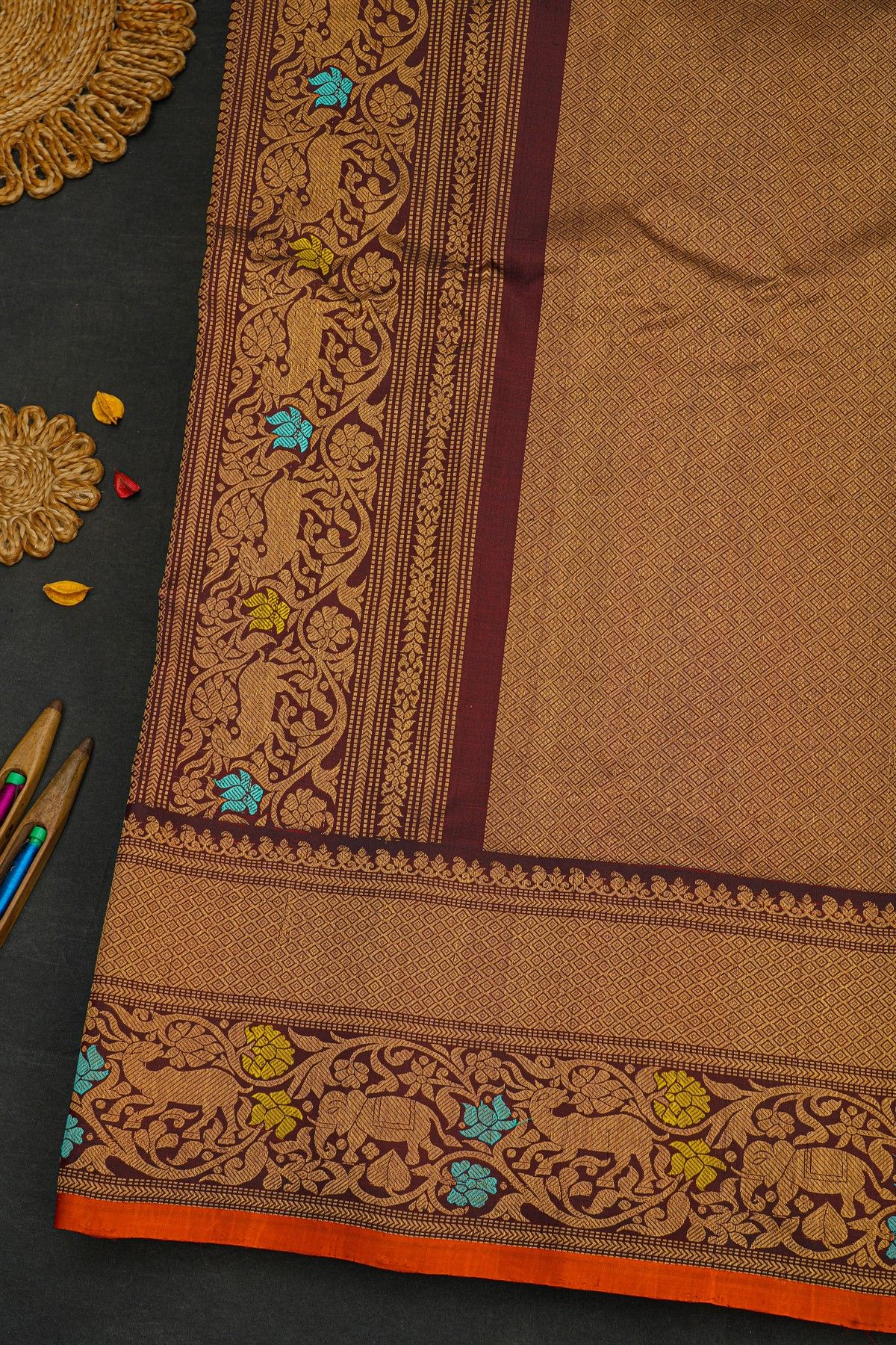 Gadwal Silk Onion Pink Saree With Animal Border