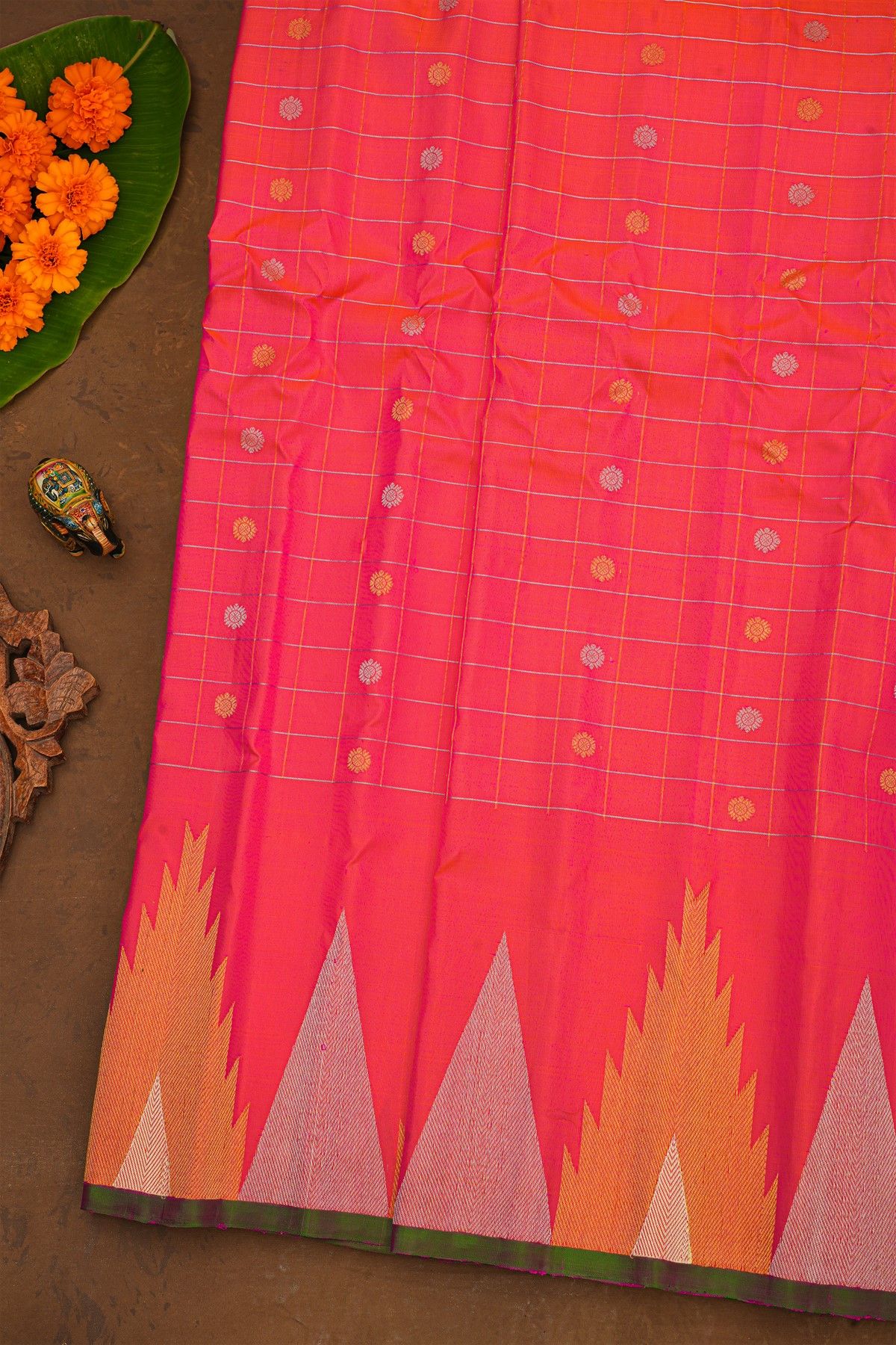 Gadwal Silk Rani Pink Saree With Elegant Temple Border