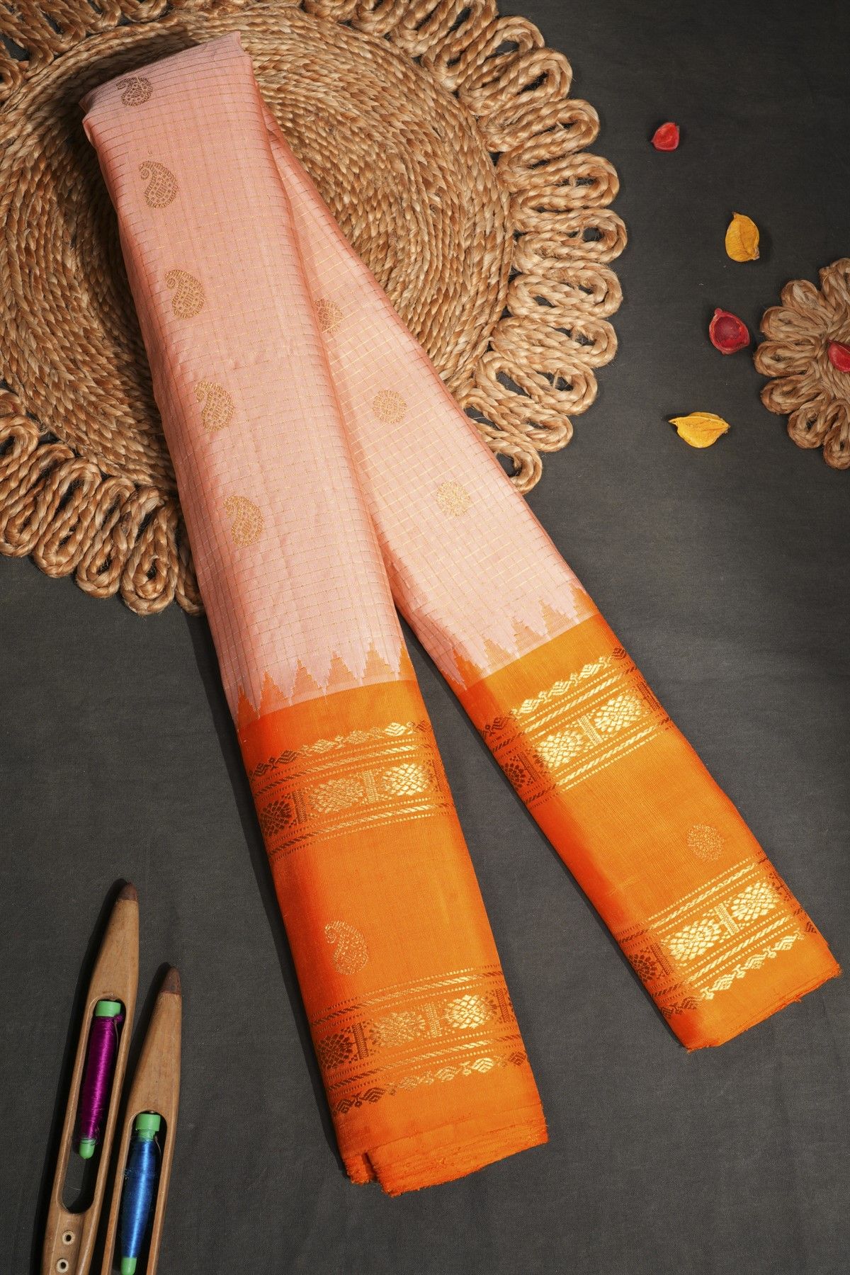 Gadwal Silk Peach Saree With Florals And Mango Paislyes Border