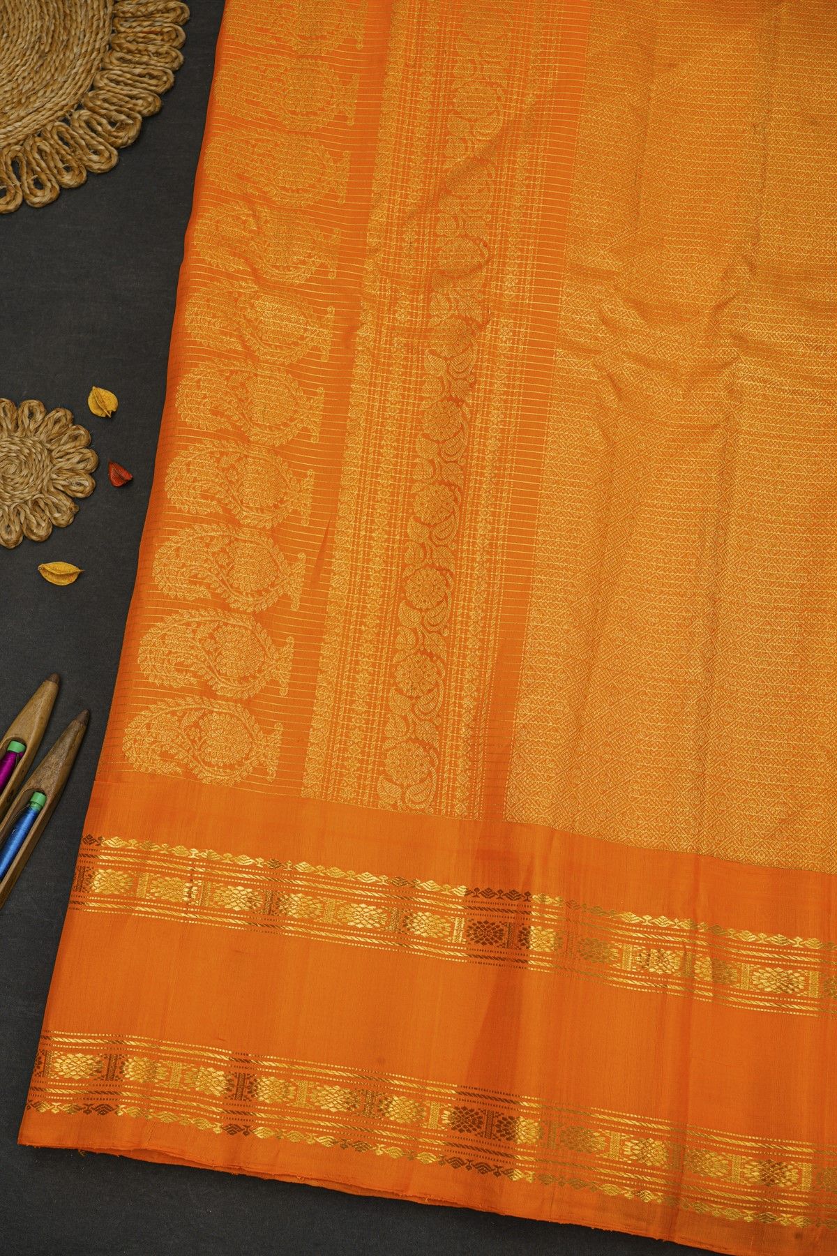 Gadwal Silk Peach Saree With Florals And Mango Paislyes Border