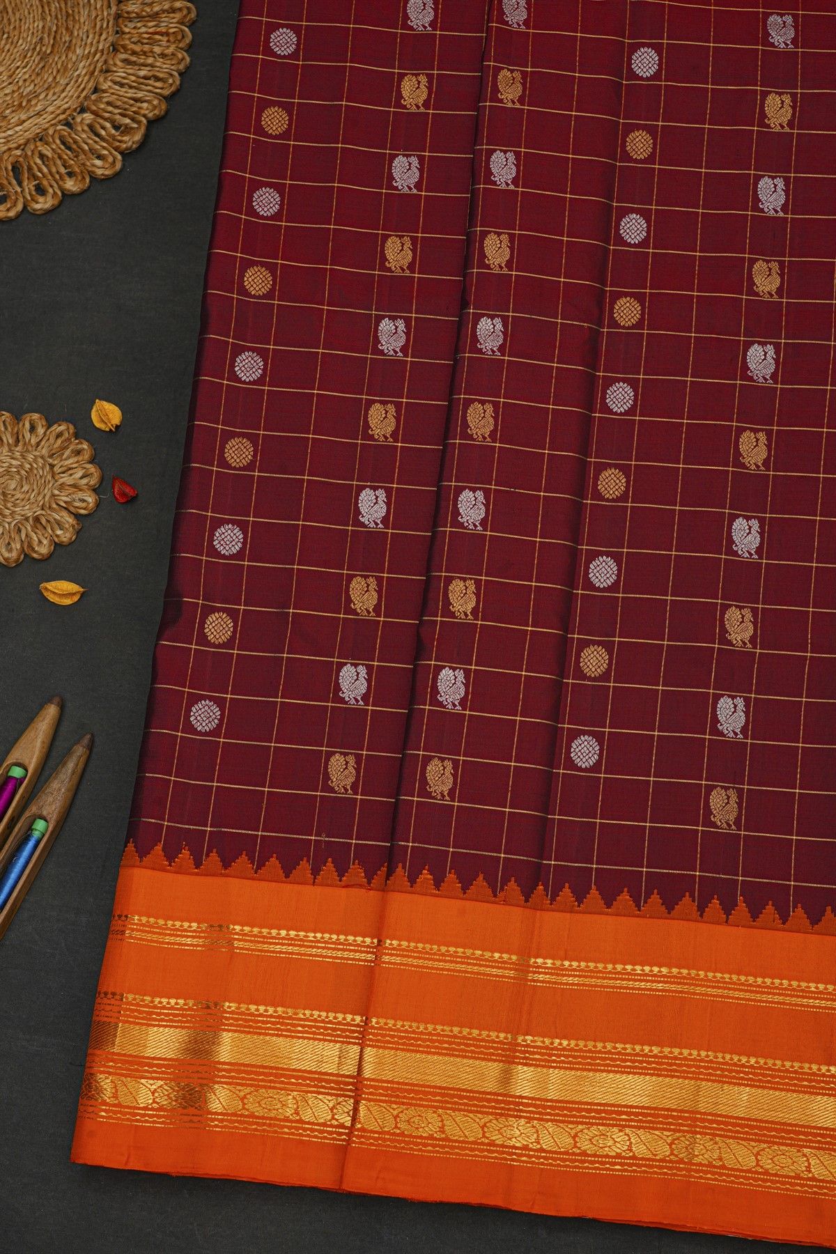 Gadwal Silk Dark Maroon Saree With Contrast Temple Border