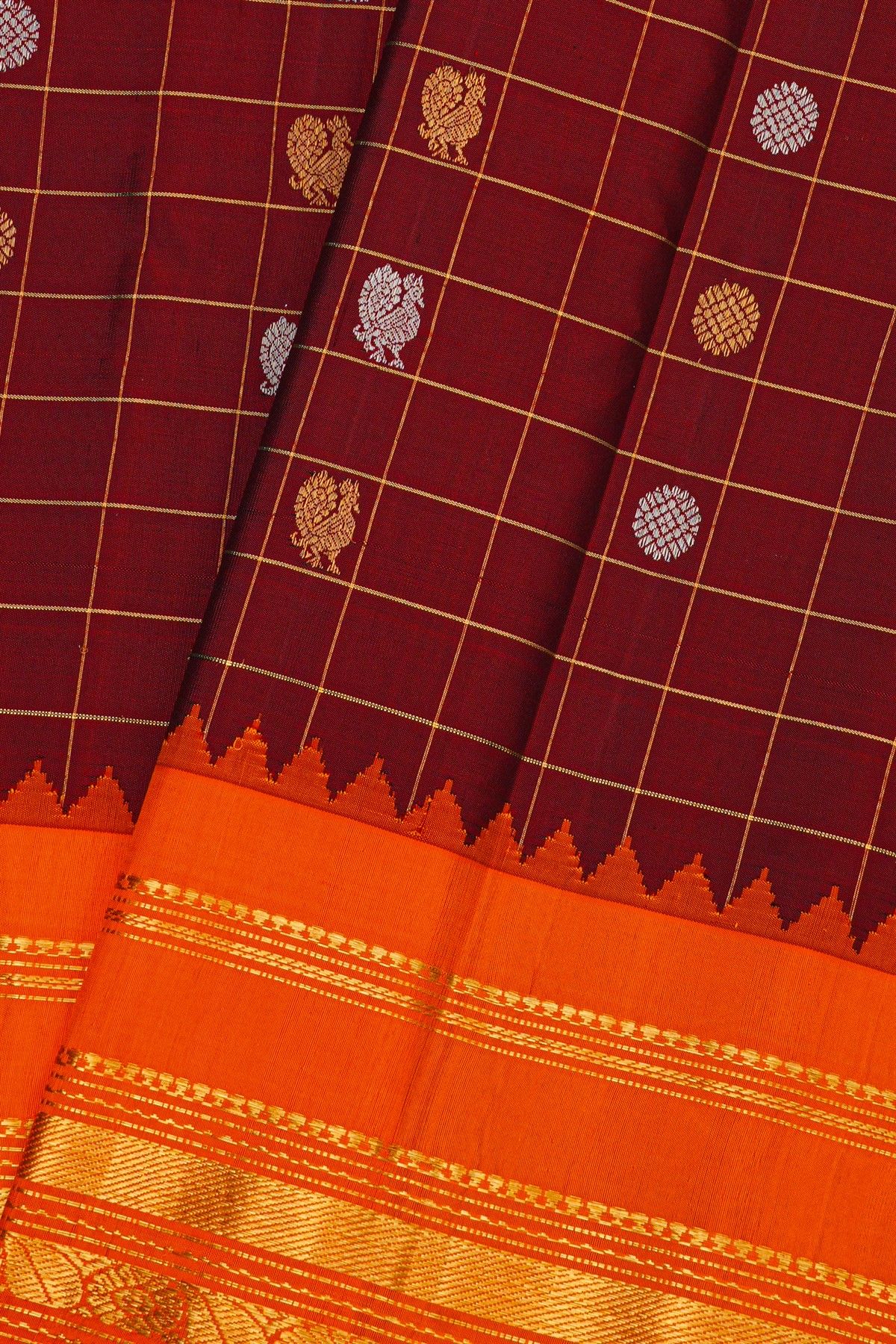 Gadwal Silk Dark Maroon Saree With Contrast Temple Border