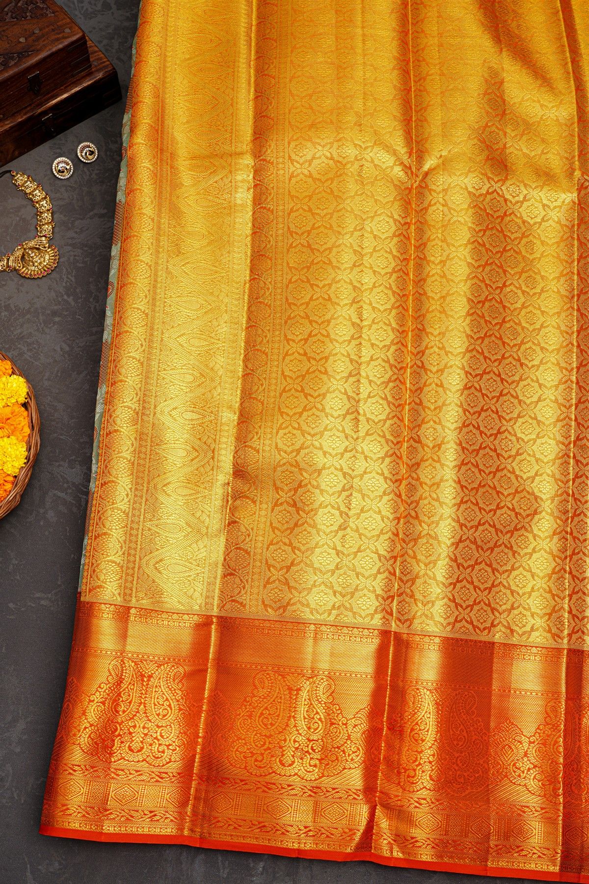 Kancheepuram Tissue Dual Colour Saree