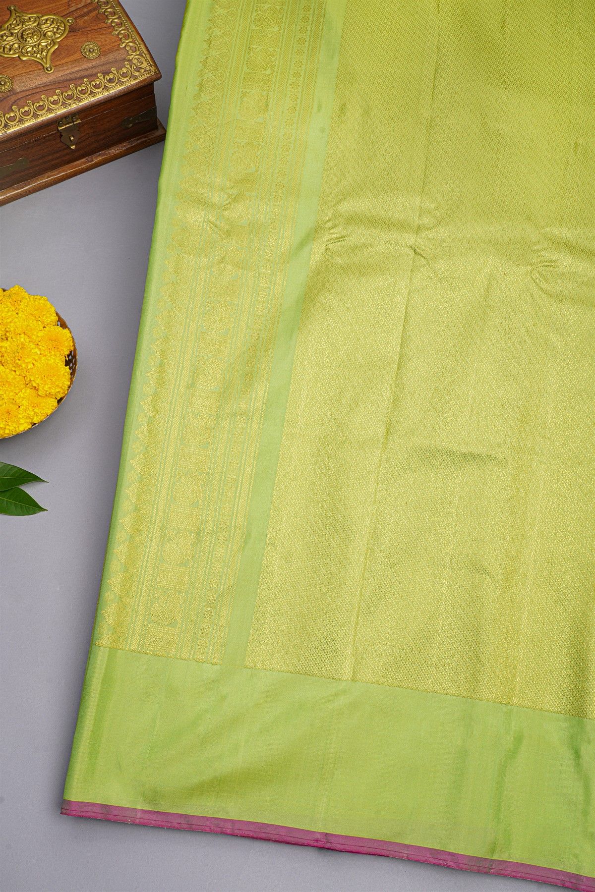 Gadwal Silk Light Green Saree