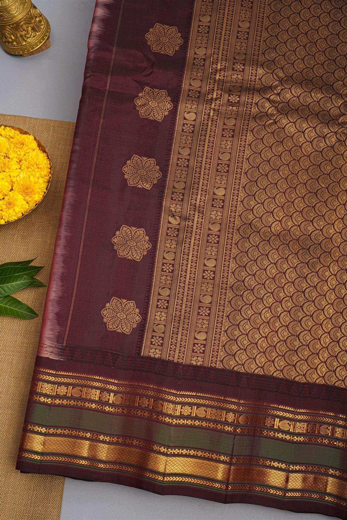 Gadwal Silk Cream Saree
