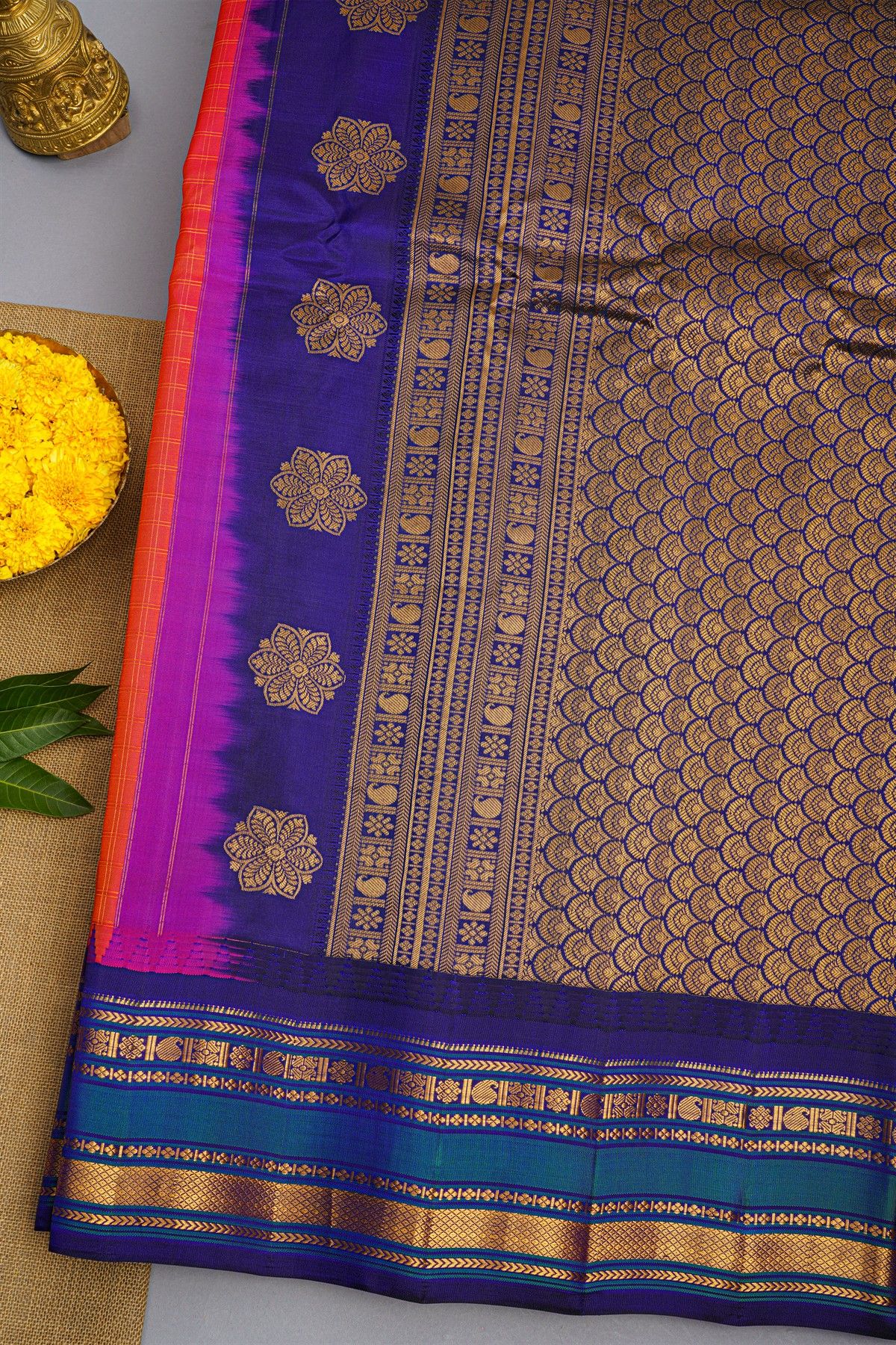Gadwal Silk Dual Colour Saree