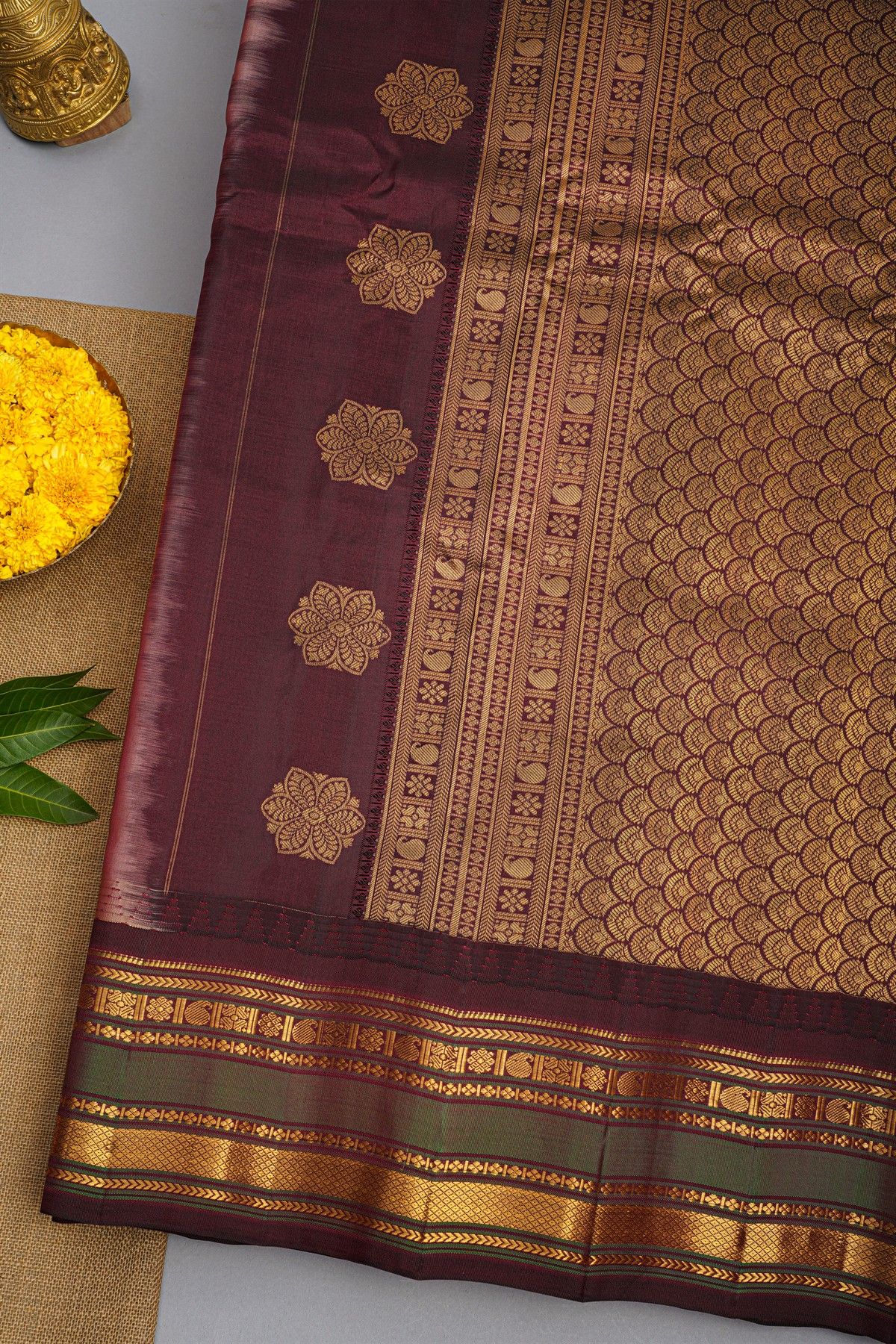Gadwal Silk Cream Saree