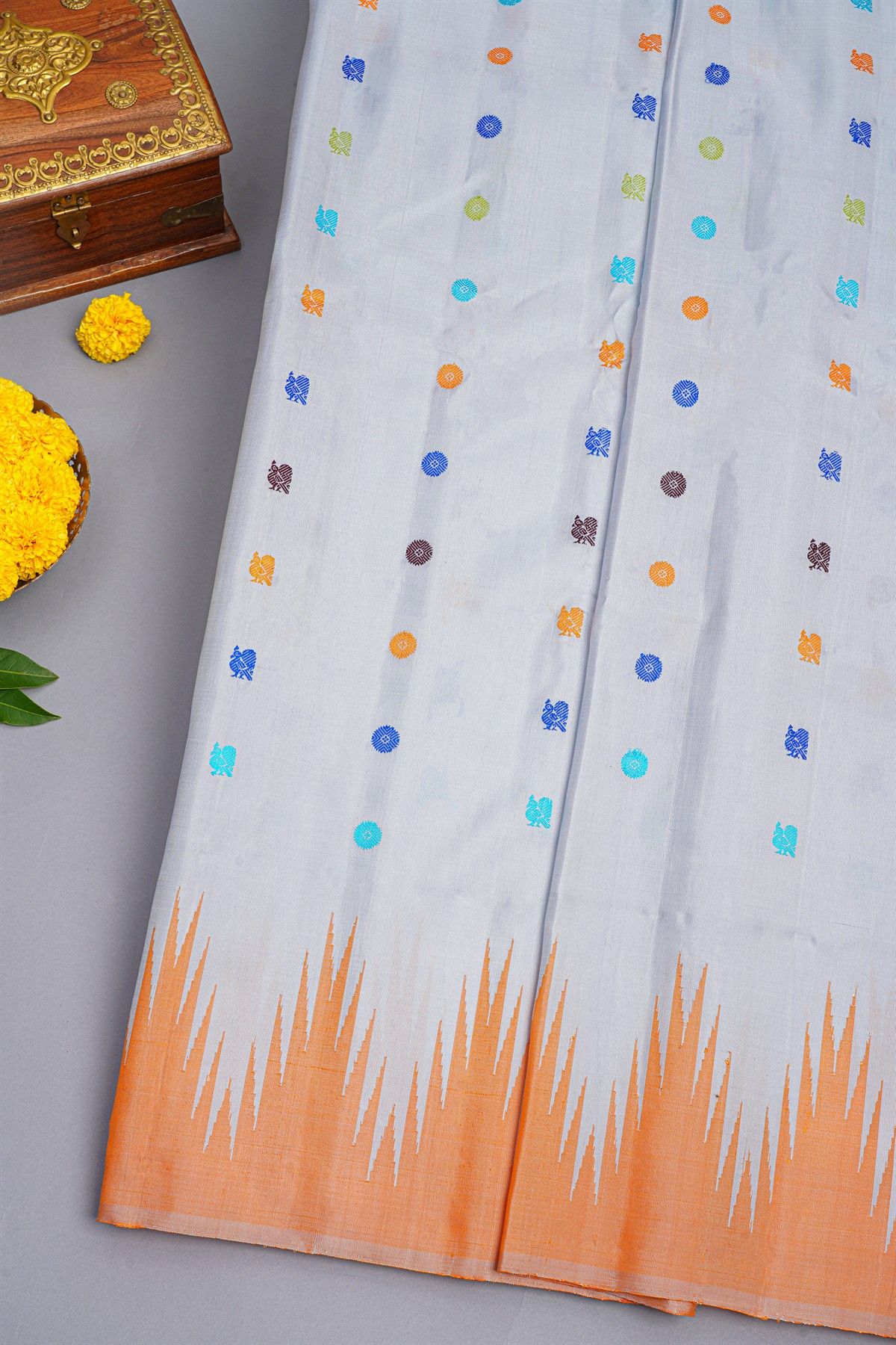 Gadwal Silk Off White Saree