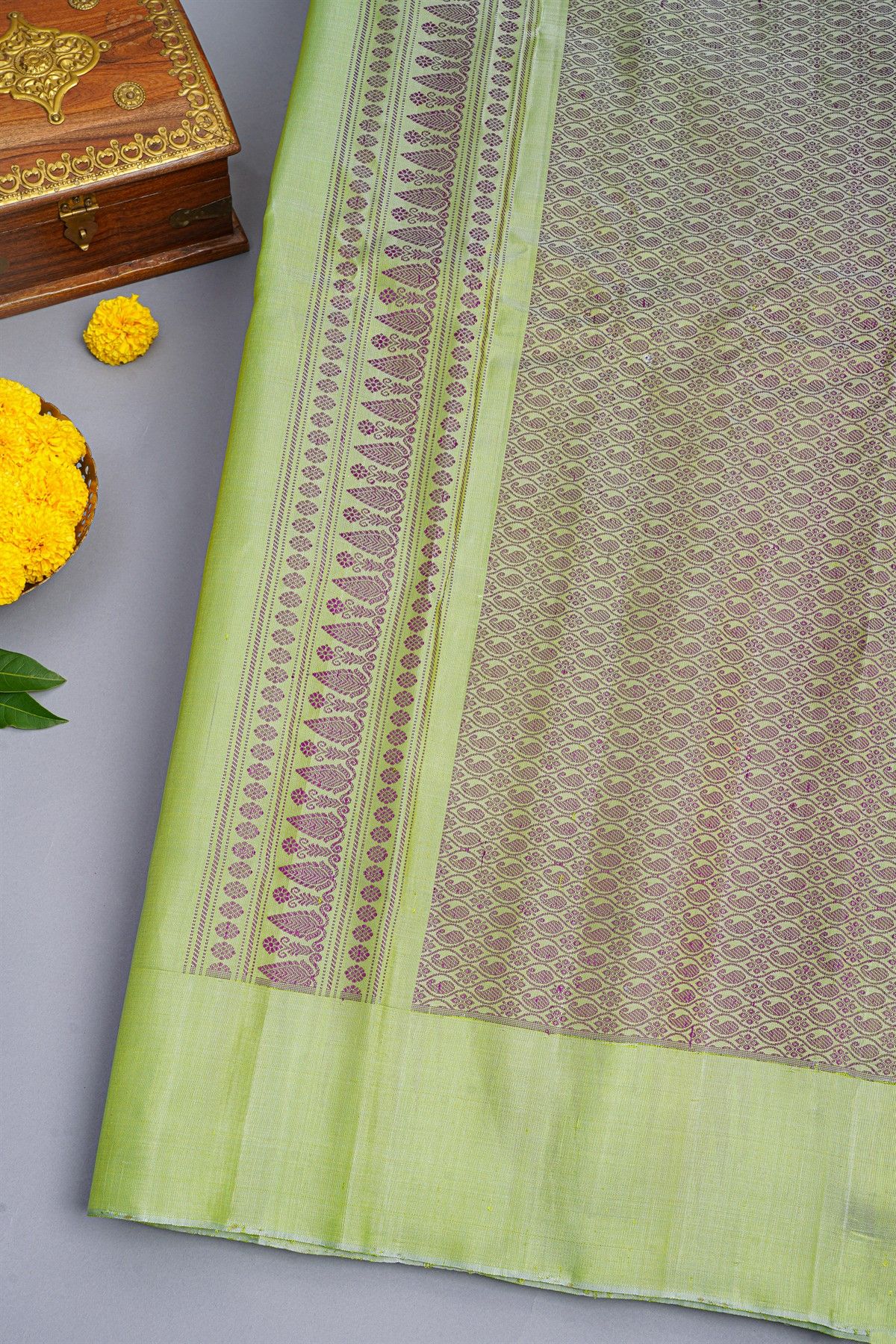 Gadwal Silk Lavender Saree