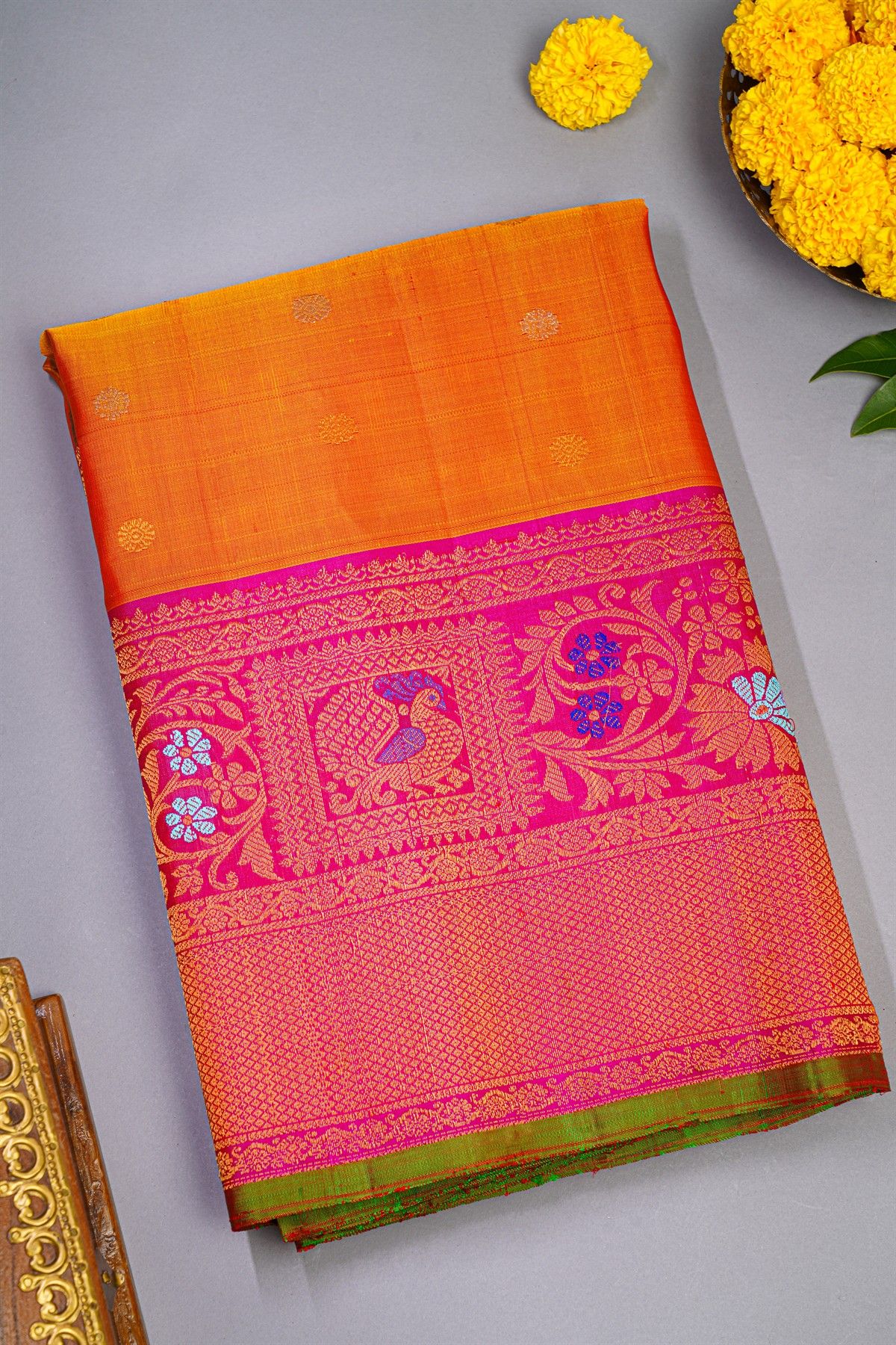Gadwal Silk Dual color saree