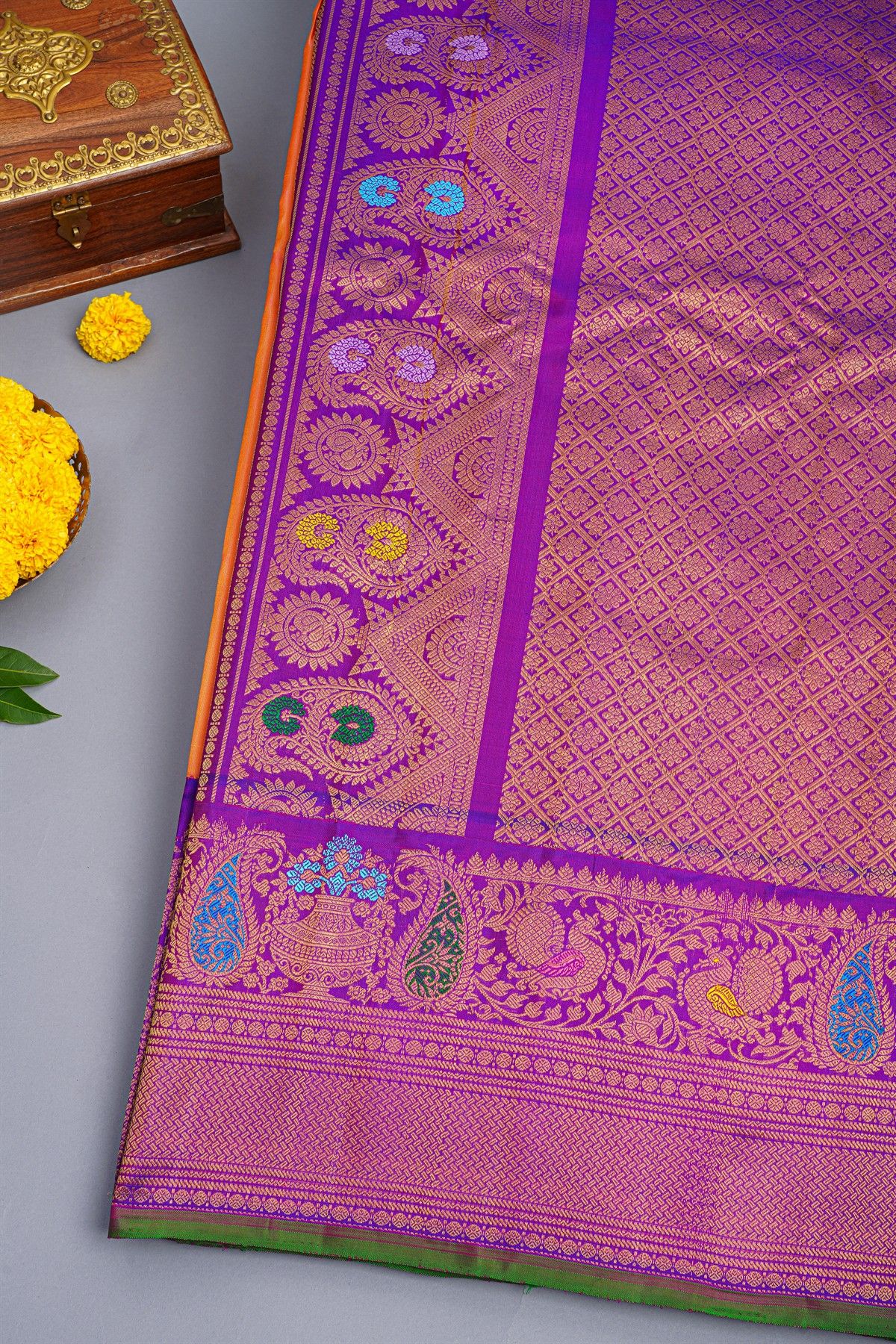 Gadwal Silk Dual Colour Saree