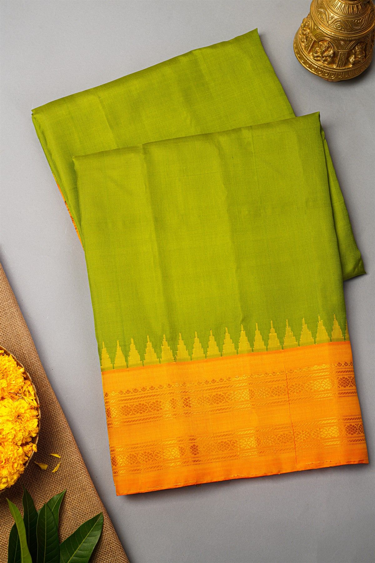 Gadwal Silk Green Saree