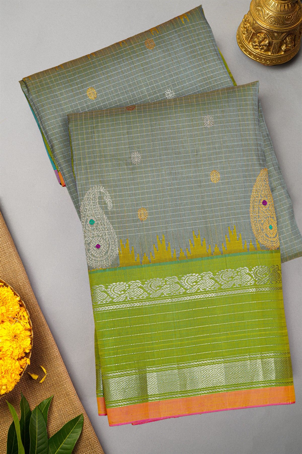 Gadwal Silk Grey Saree