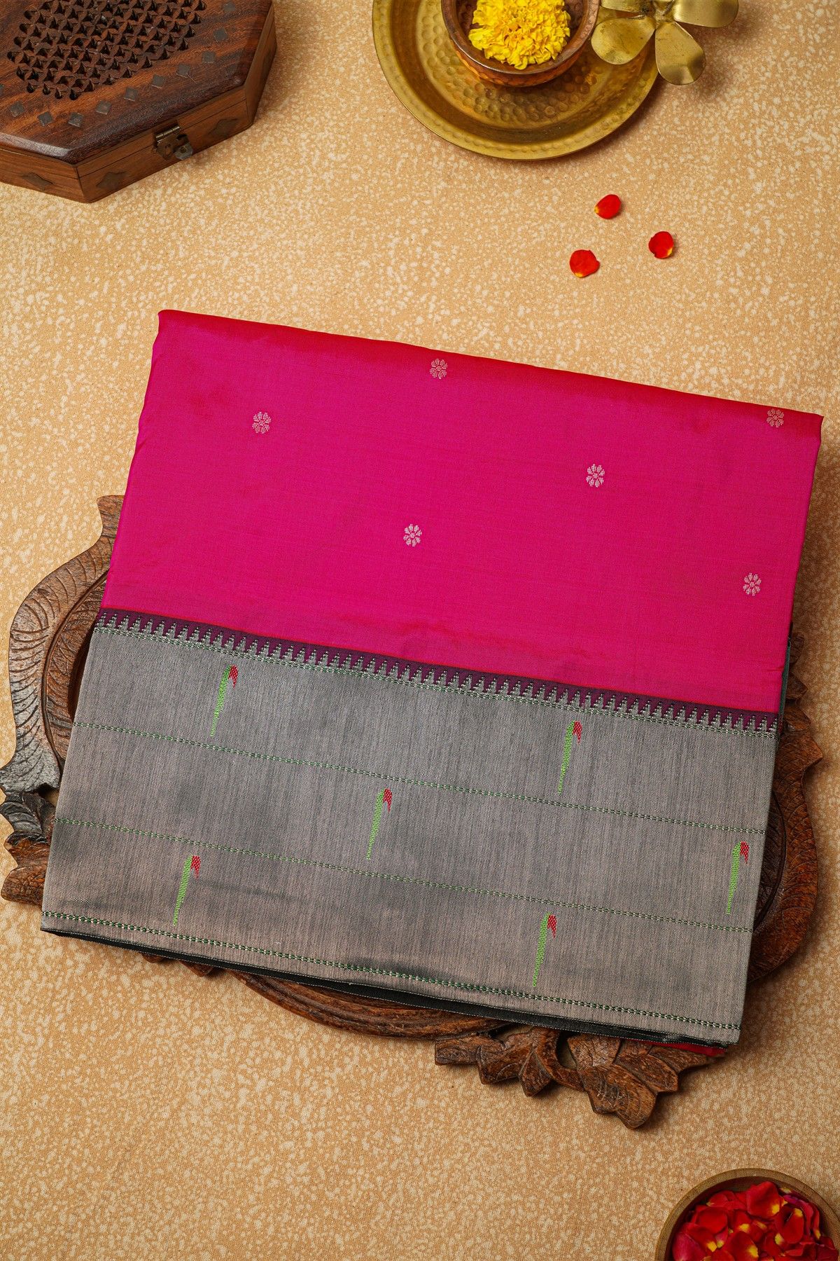 Paithani Silk Megenta Saree