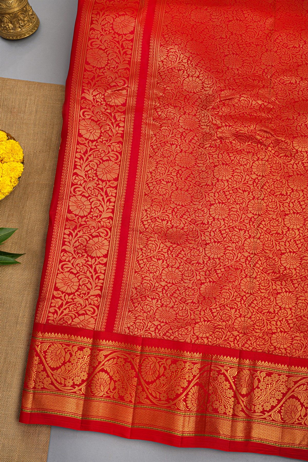 Gadwal Silk Cream Saree