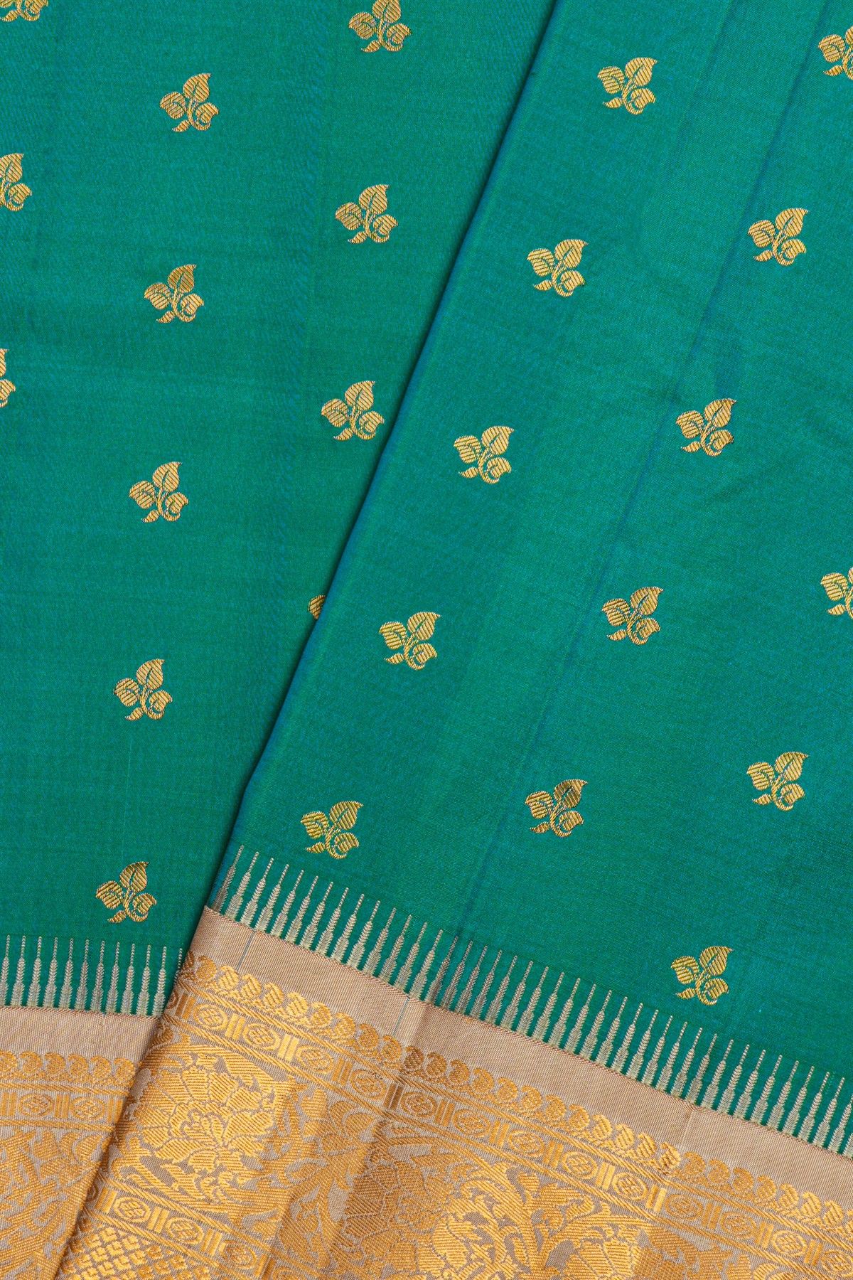 Gadwal Silk Dual Colour Saree