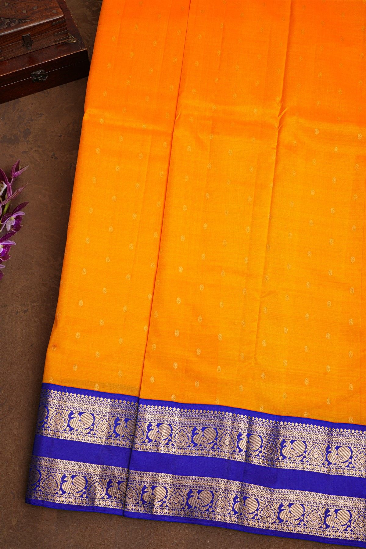 Kancheepuram Silk Dual-Tone  Saree