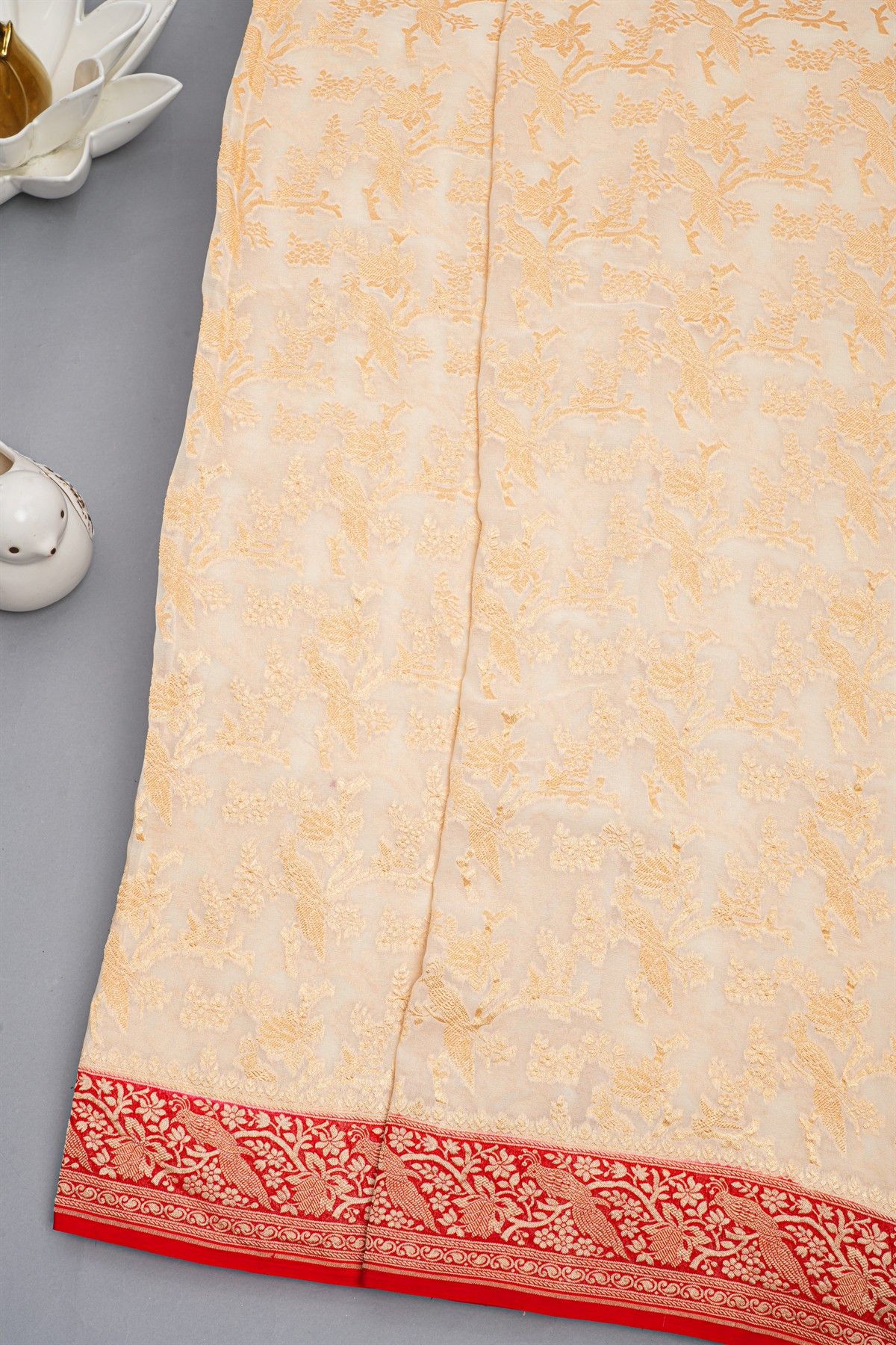 Kaddi Georgette Off White Saree