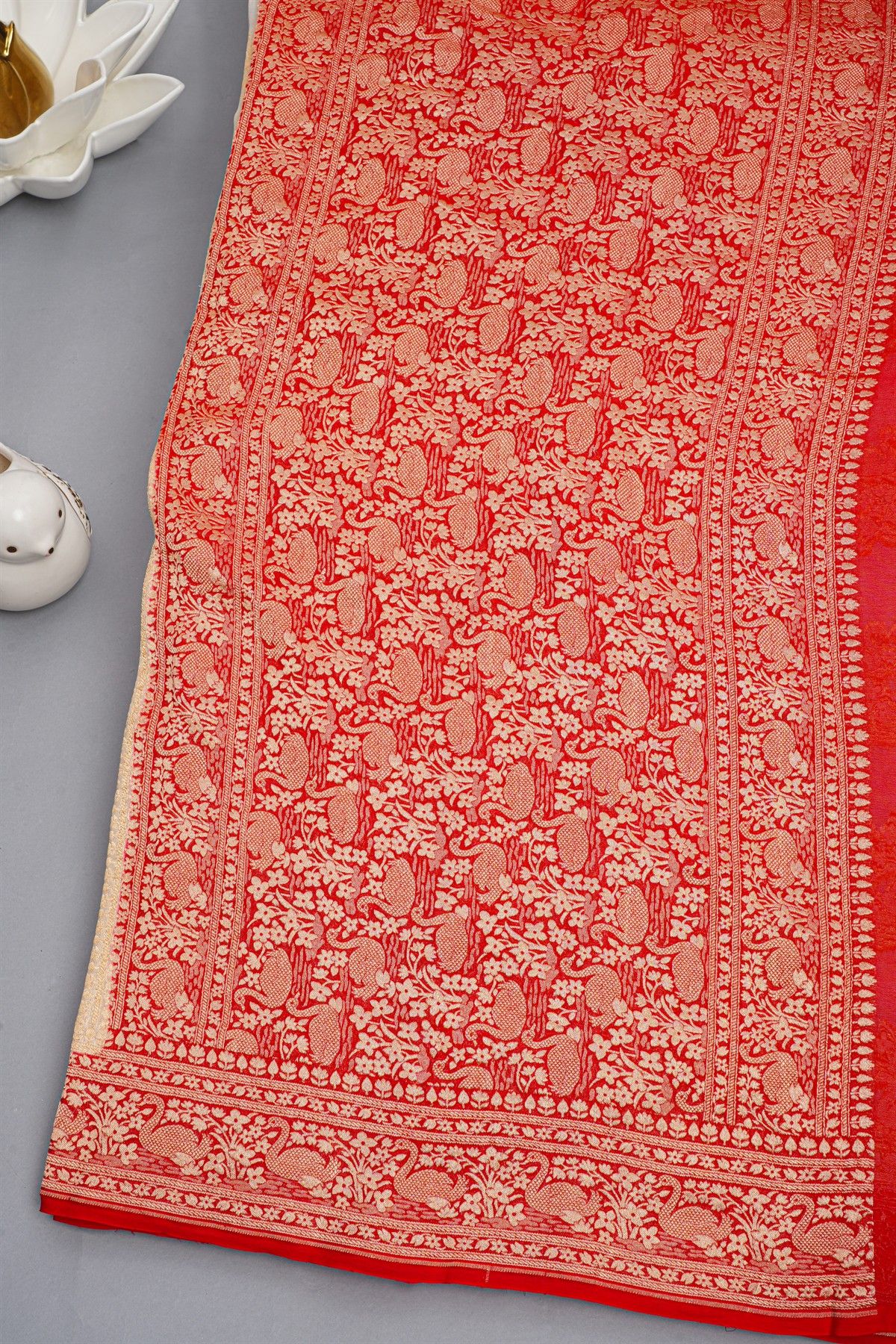 Kaddi Georgette Off White Saree