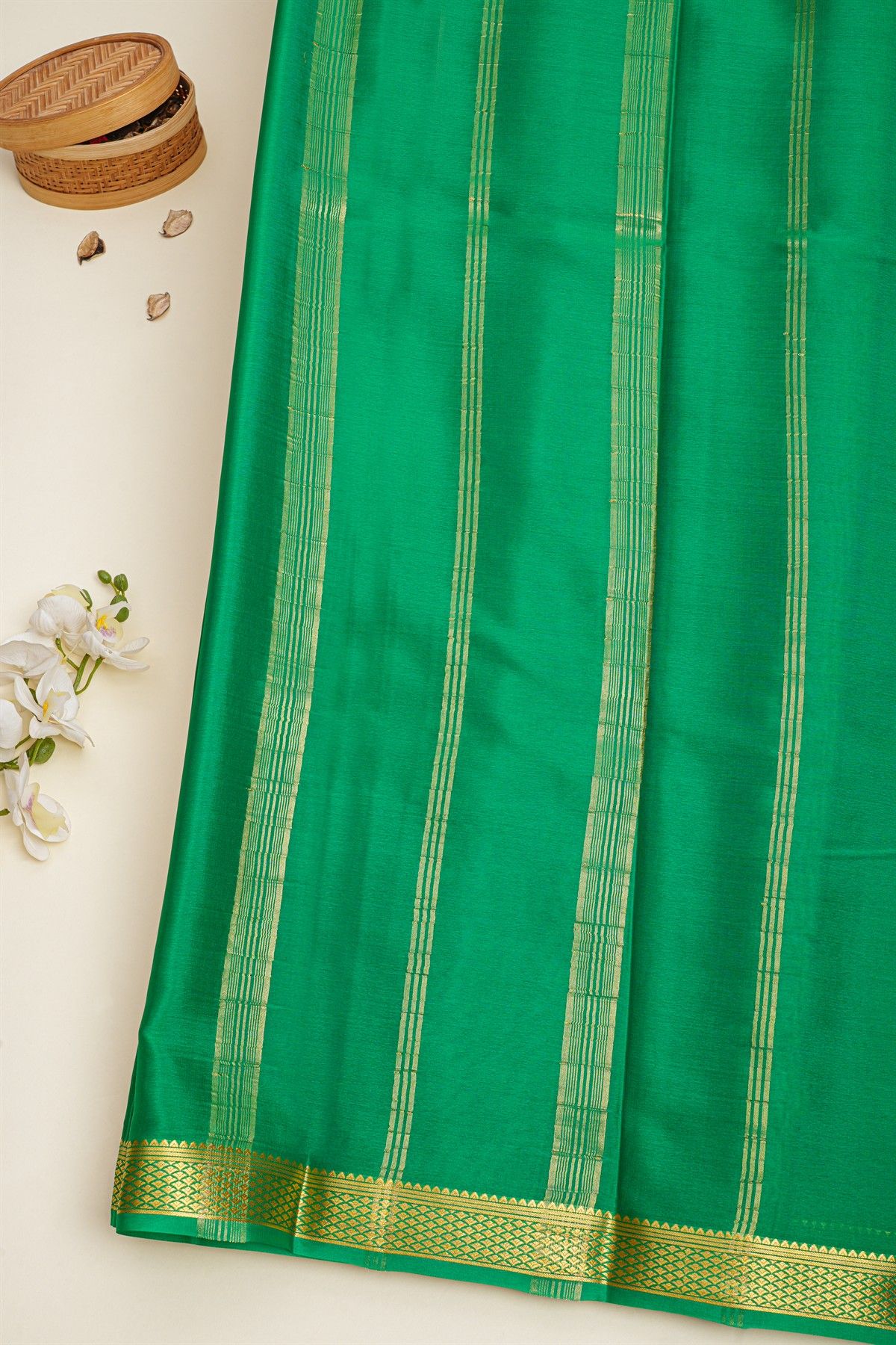 Mysore Crepe Rama Green Saree
