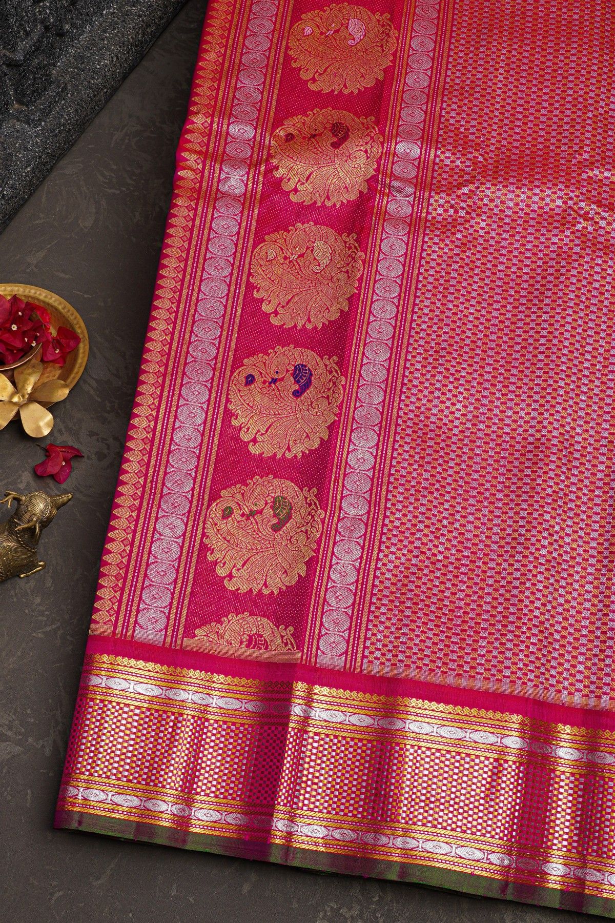 Gadwal Silk Navy Blue Saree