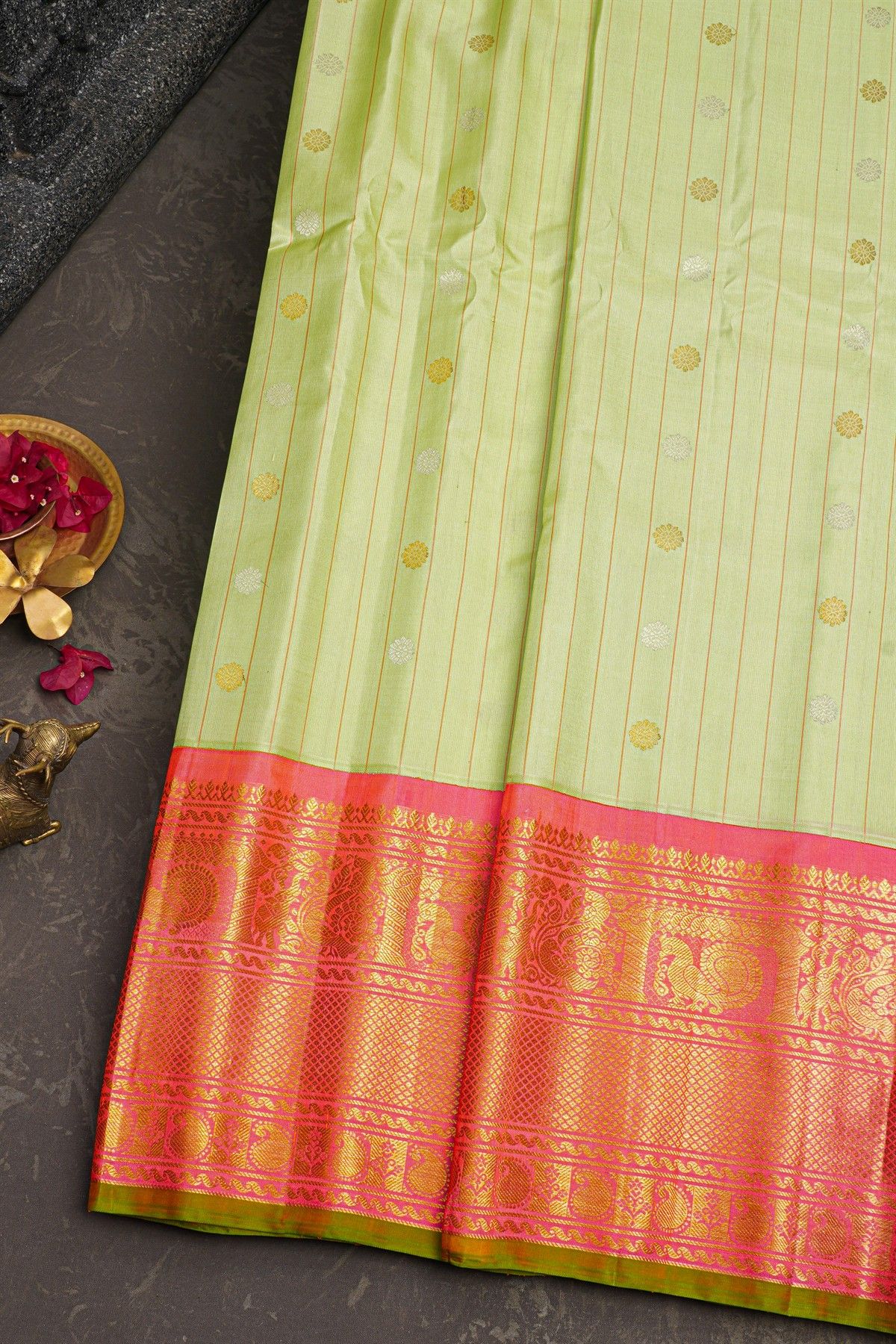 Gadwal Silk Light Green Saree