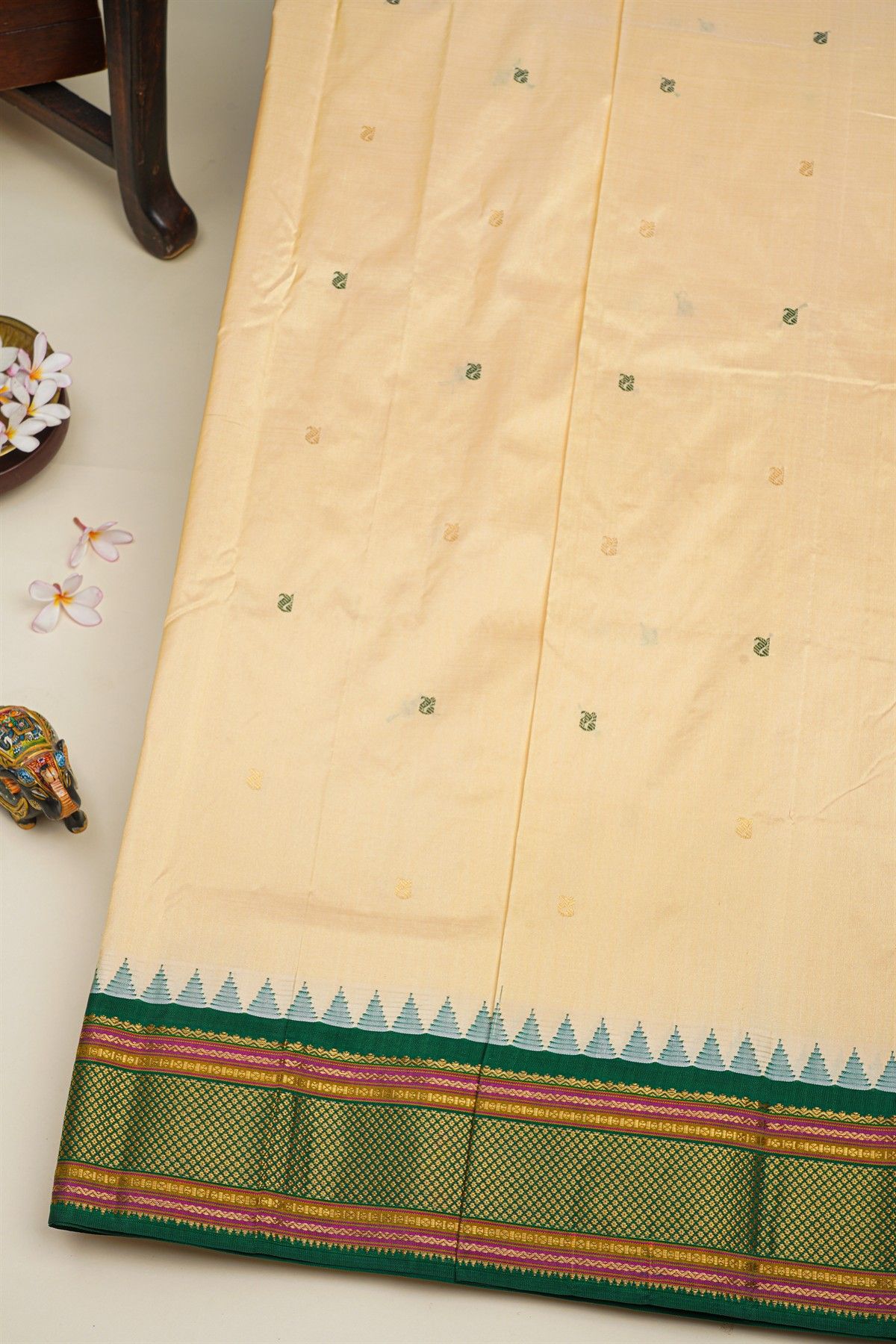 Narayanpet Silk Cream Saree