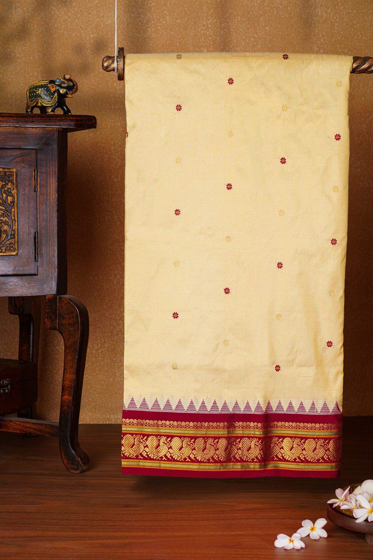 Narayanpet Silk Cream Saree