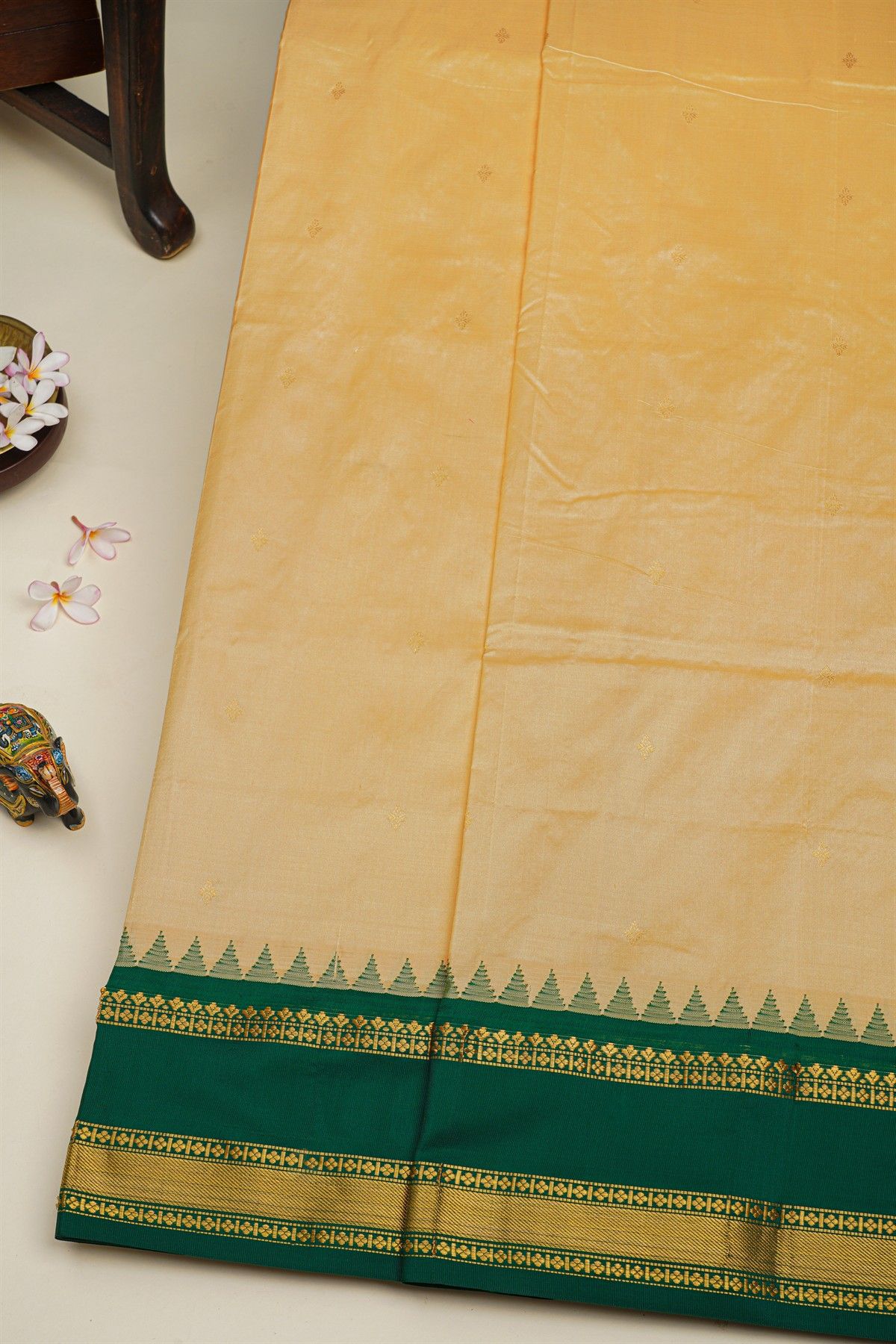 Narayanpet Silk Cream Saree