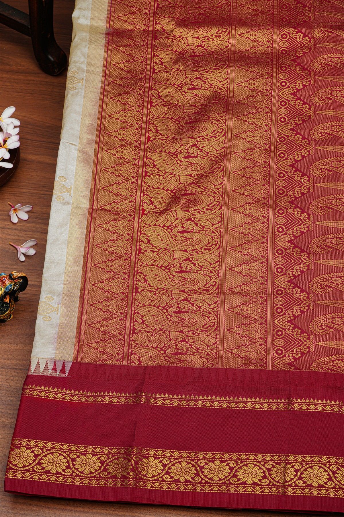 Narayanpet Silk Cream Saree