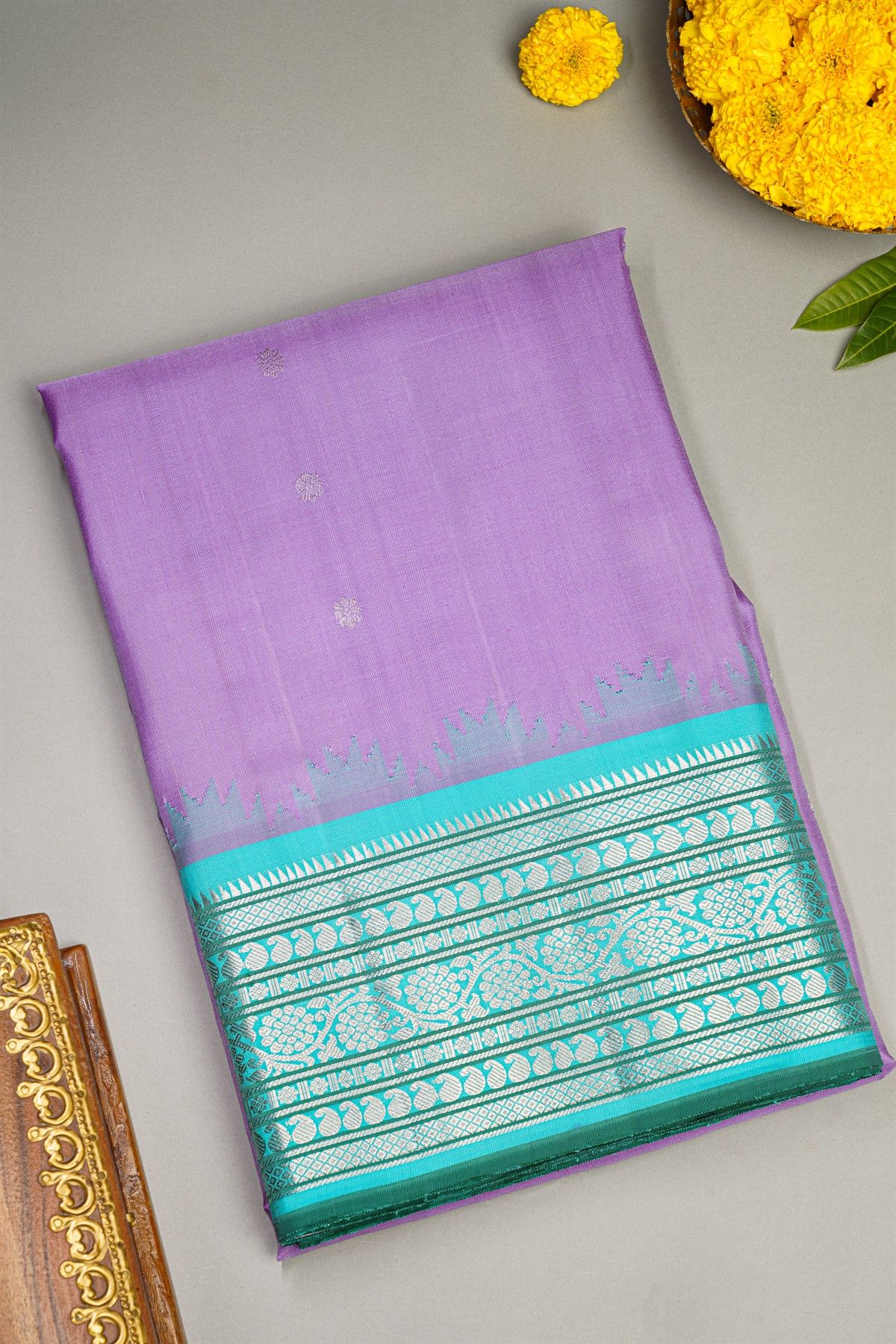 Gadwal Silk Lavender Saree