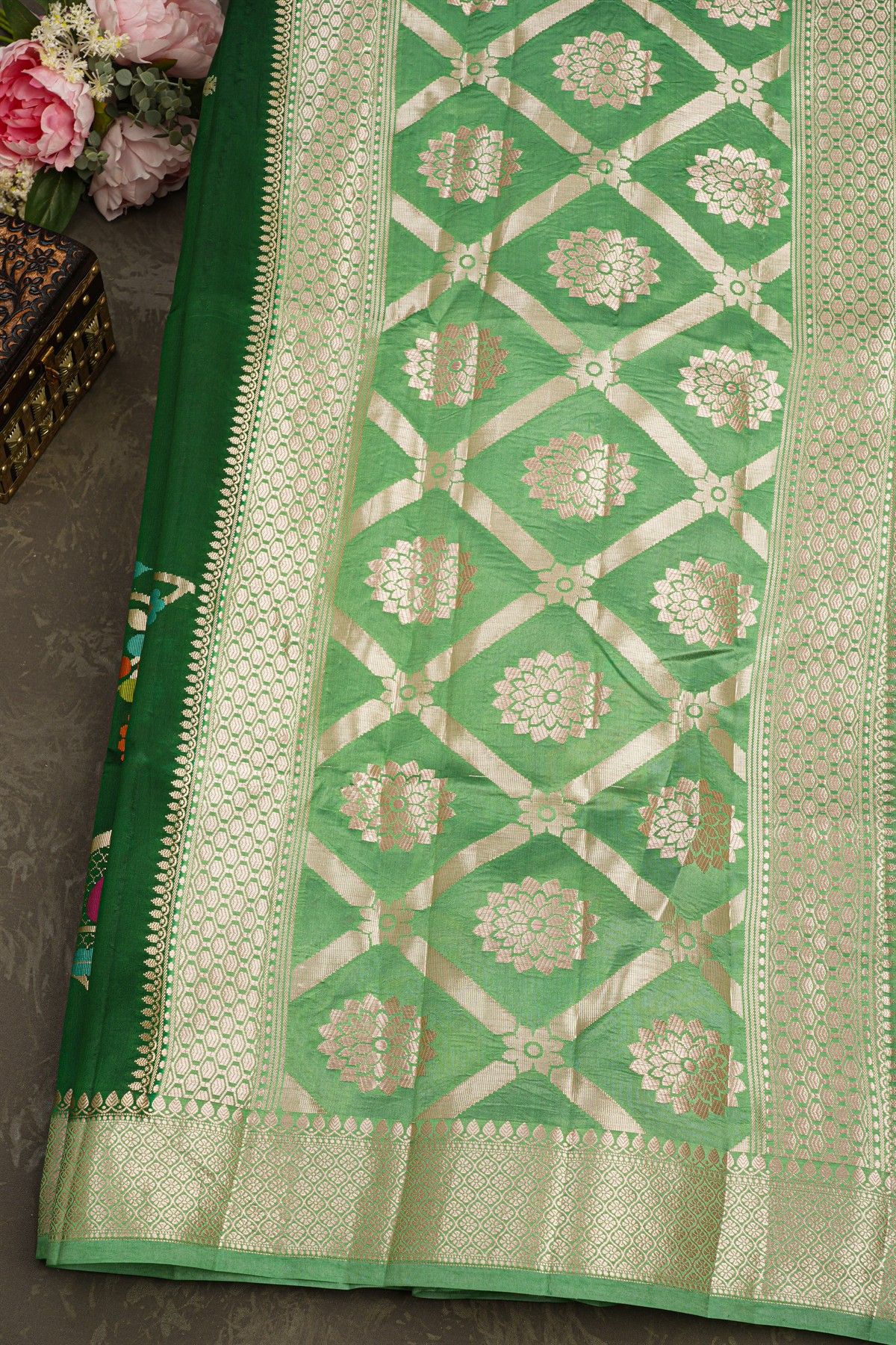 Matka Silk Bottle Green Saree