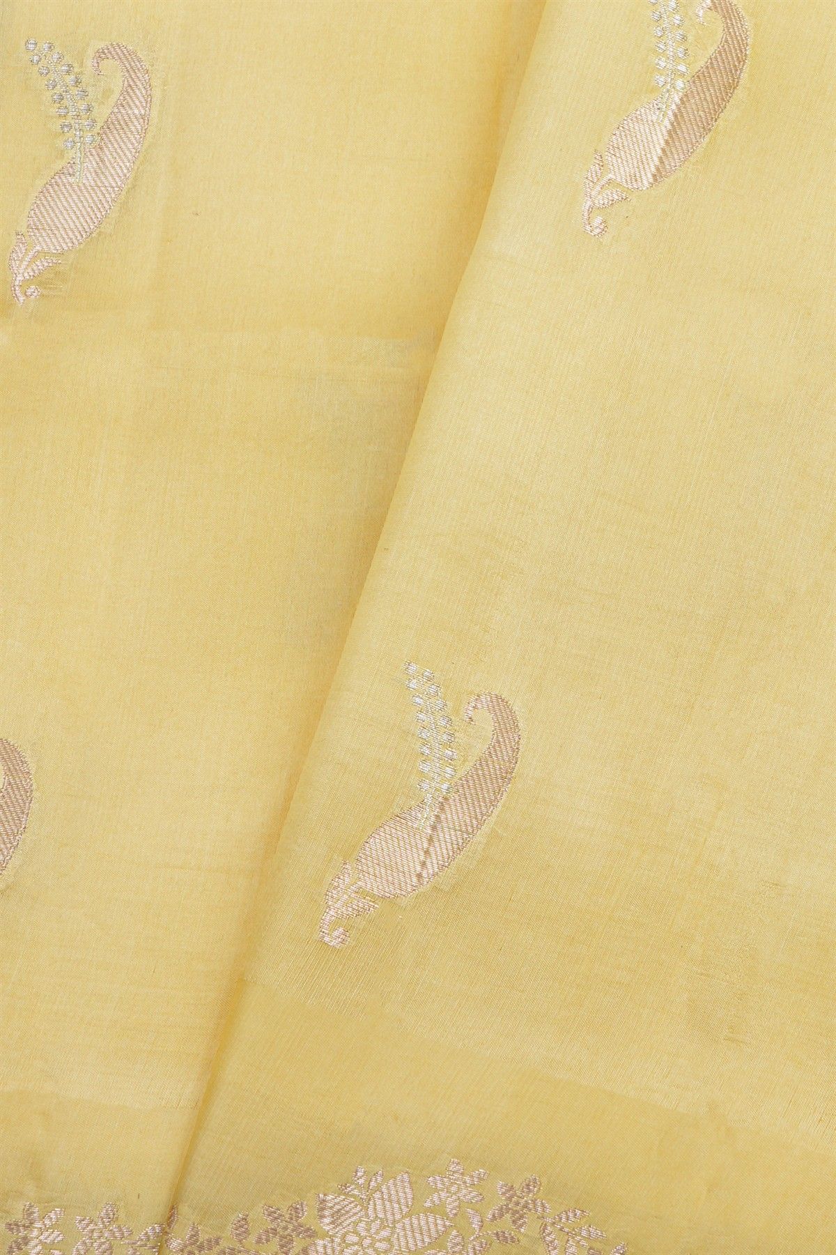 Matka Silk Cream Saree