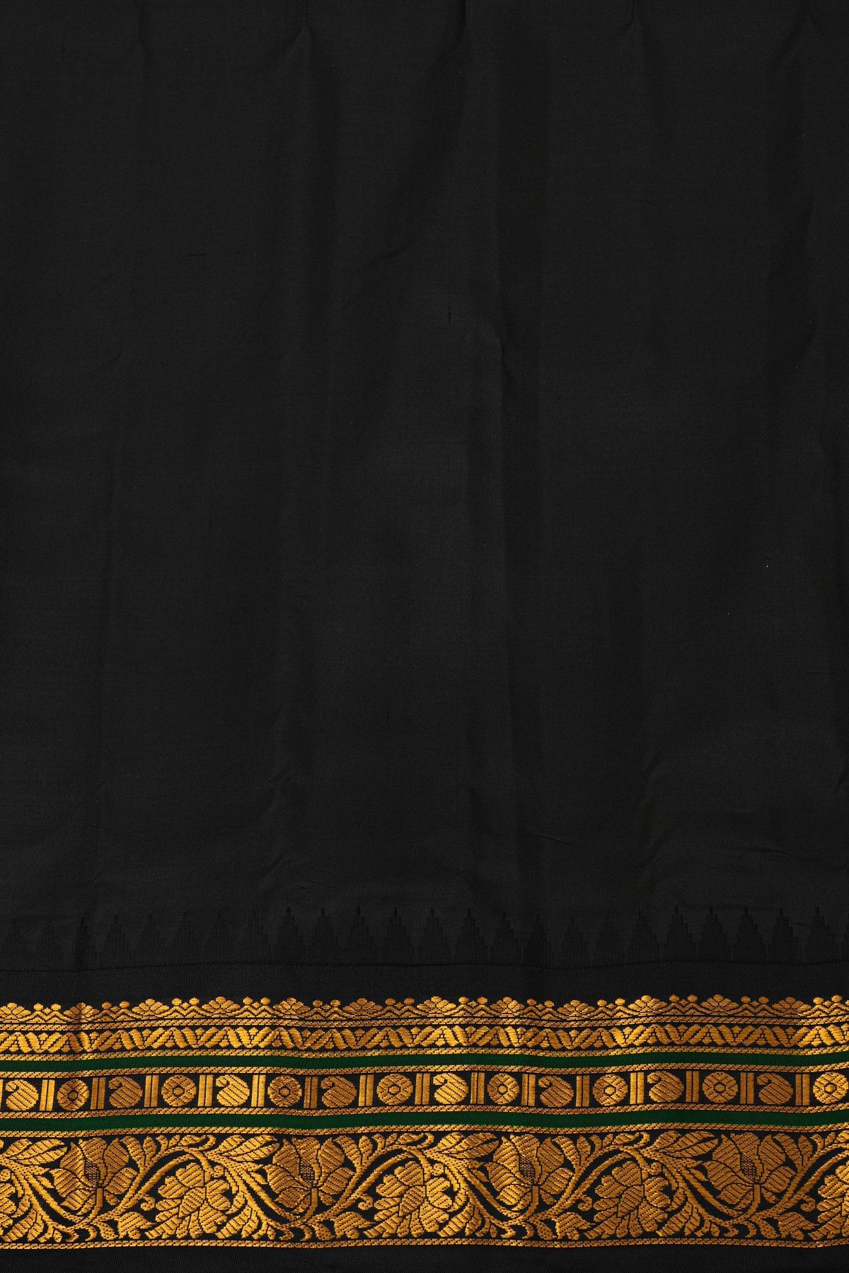 Gadwal Silk Maroon Saree