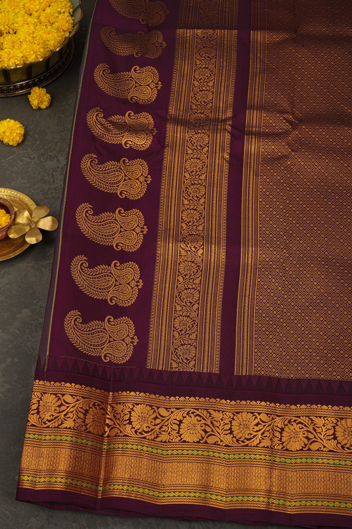 Gadwal Silk Green Saree