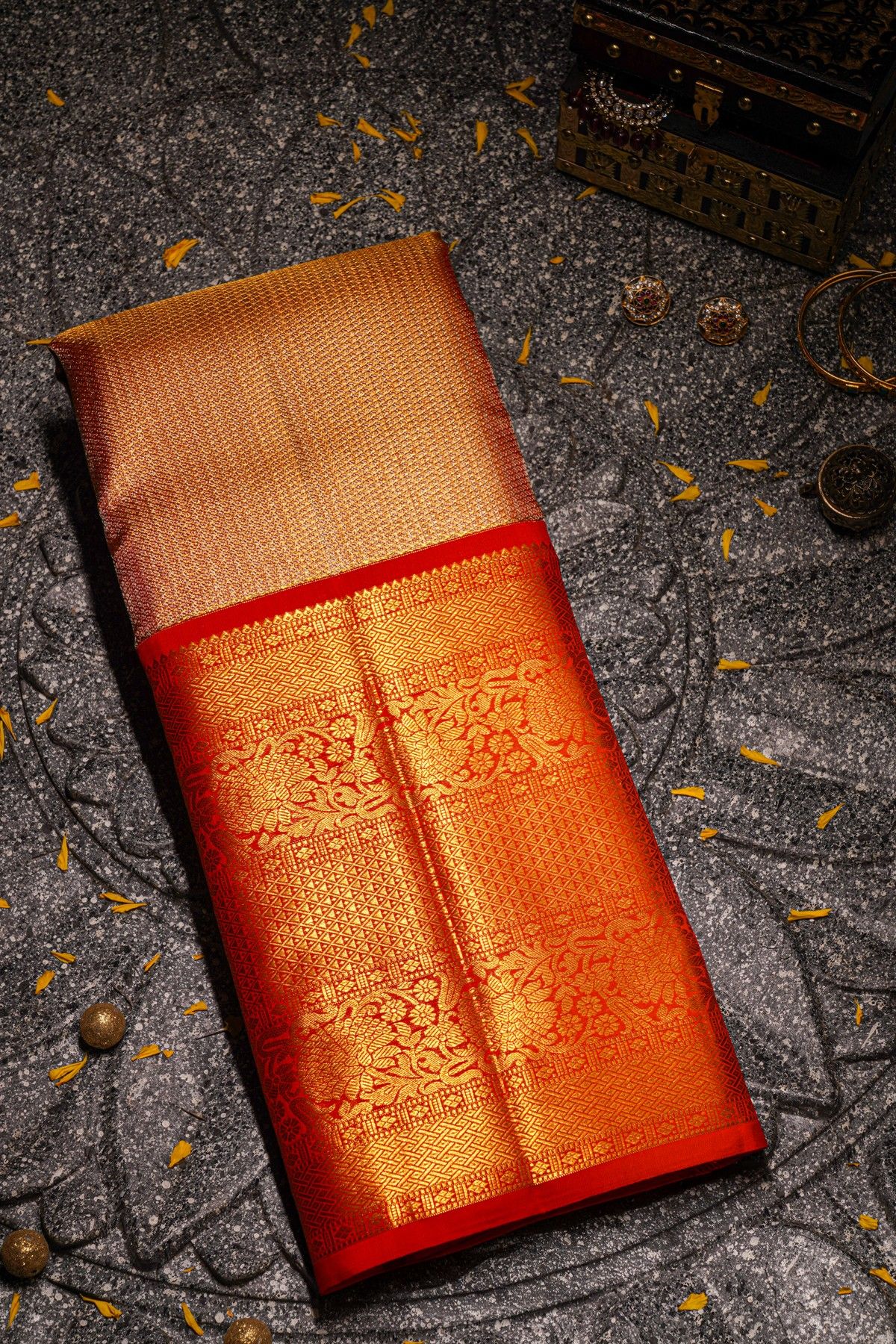 Kancheepuram Tissue Dual Colour Saree