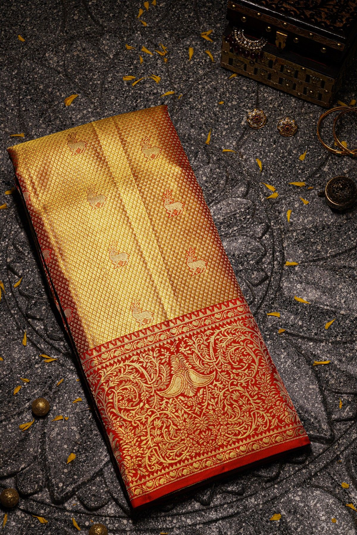 Kancheepuram Tissue Dual Colour Saree