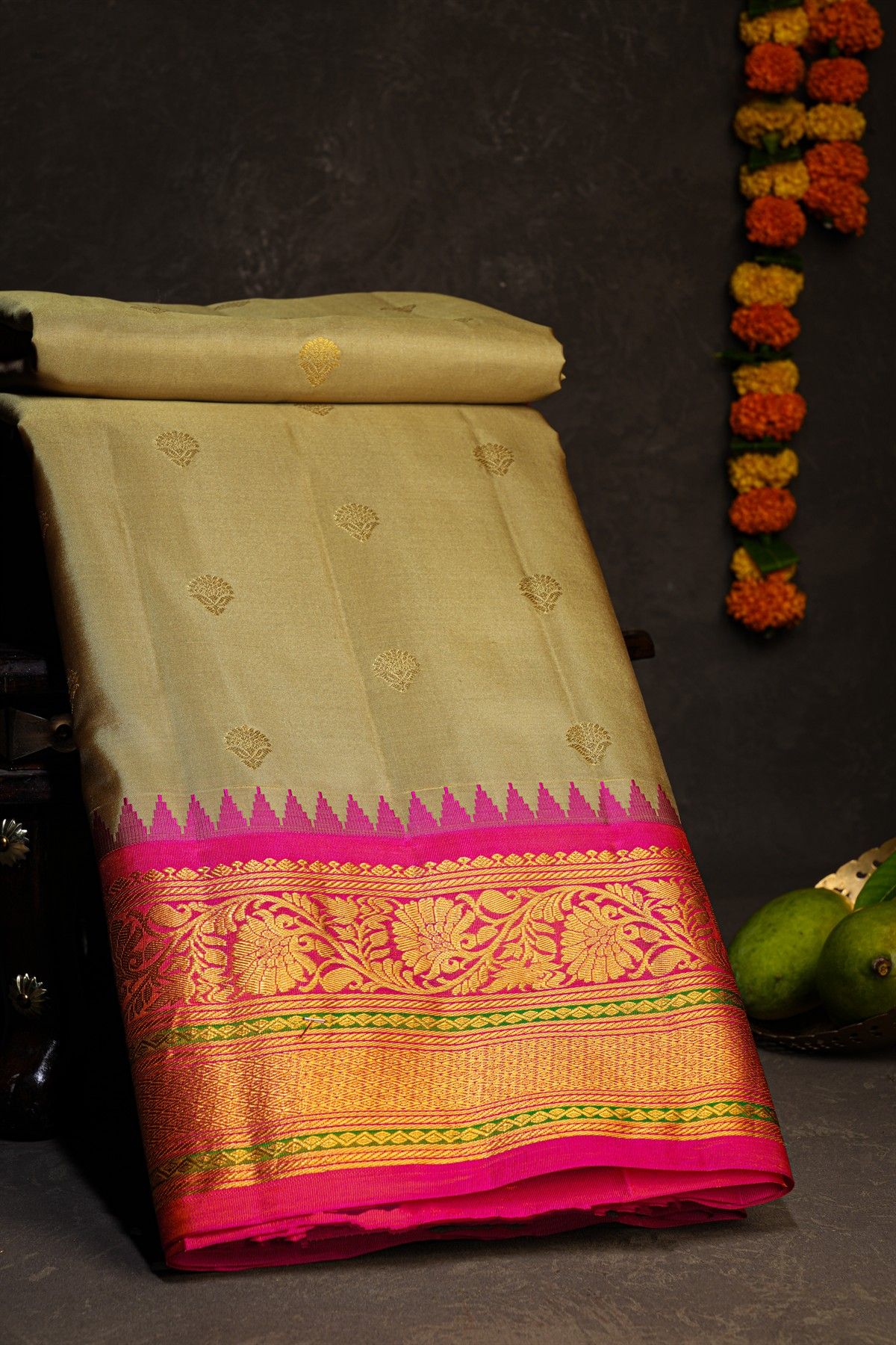 Gadwal Silk Beige Saree