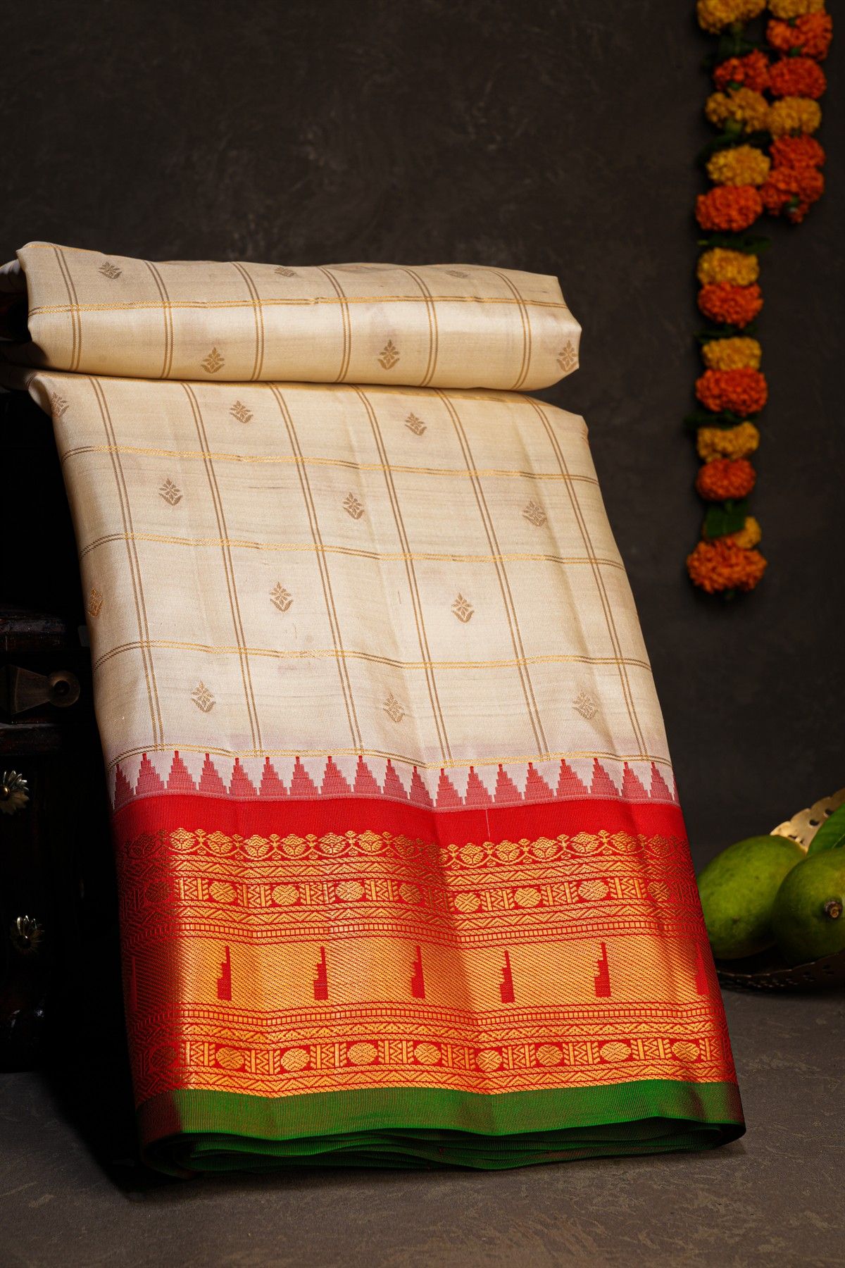 Gadwal Silk Off White Saree