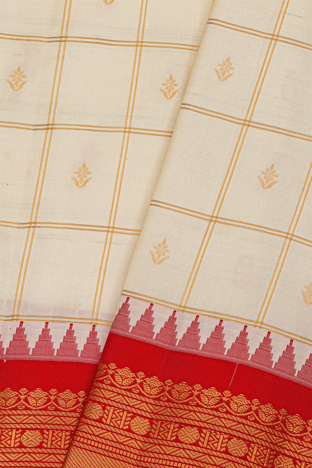 Gadwal Silk Off White Saree