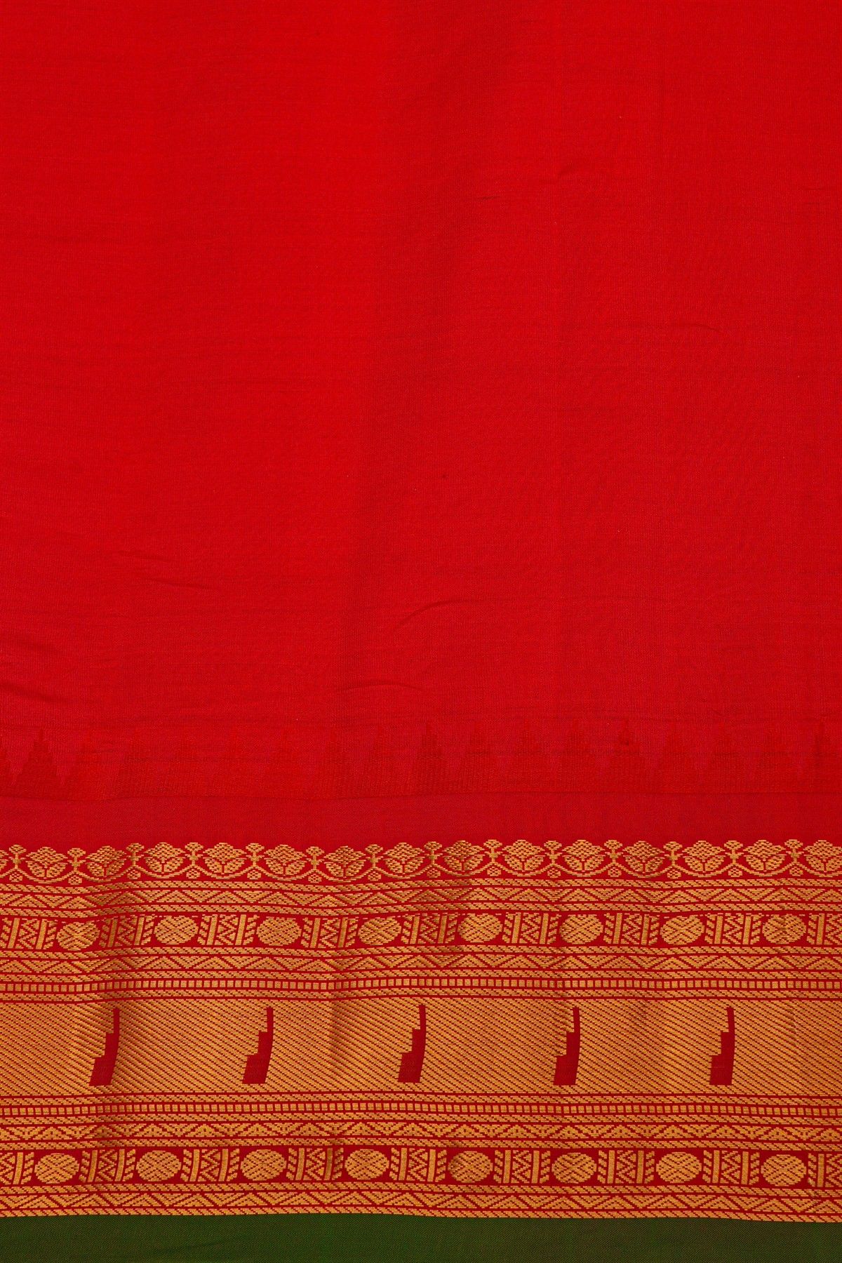 Gadwal Silk Off White Saree