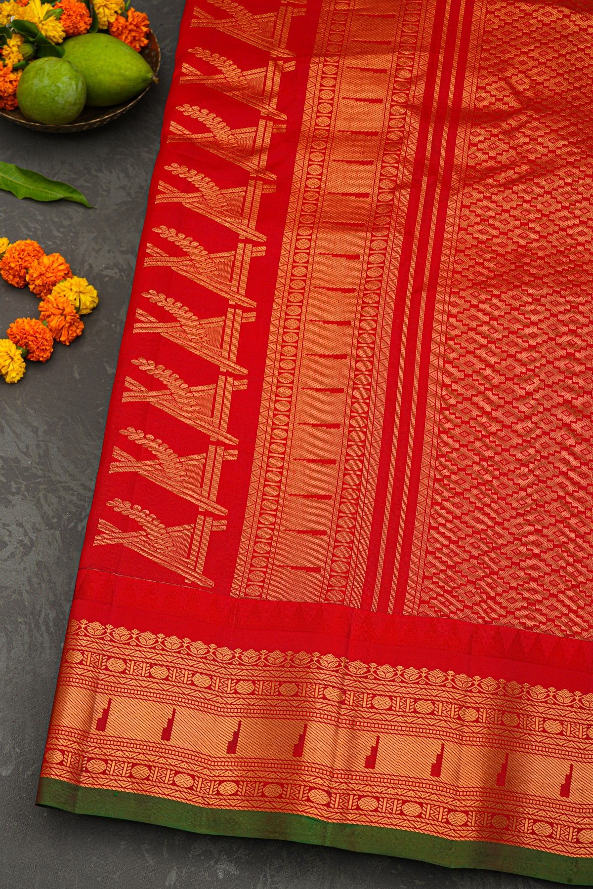 Gadwal Silk Dual Colour Saree
