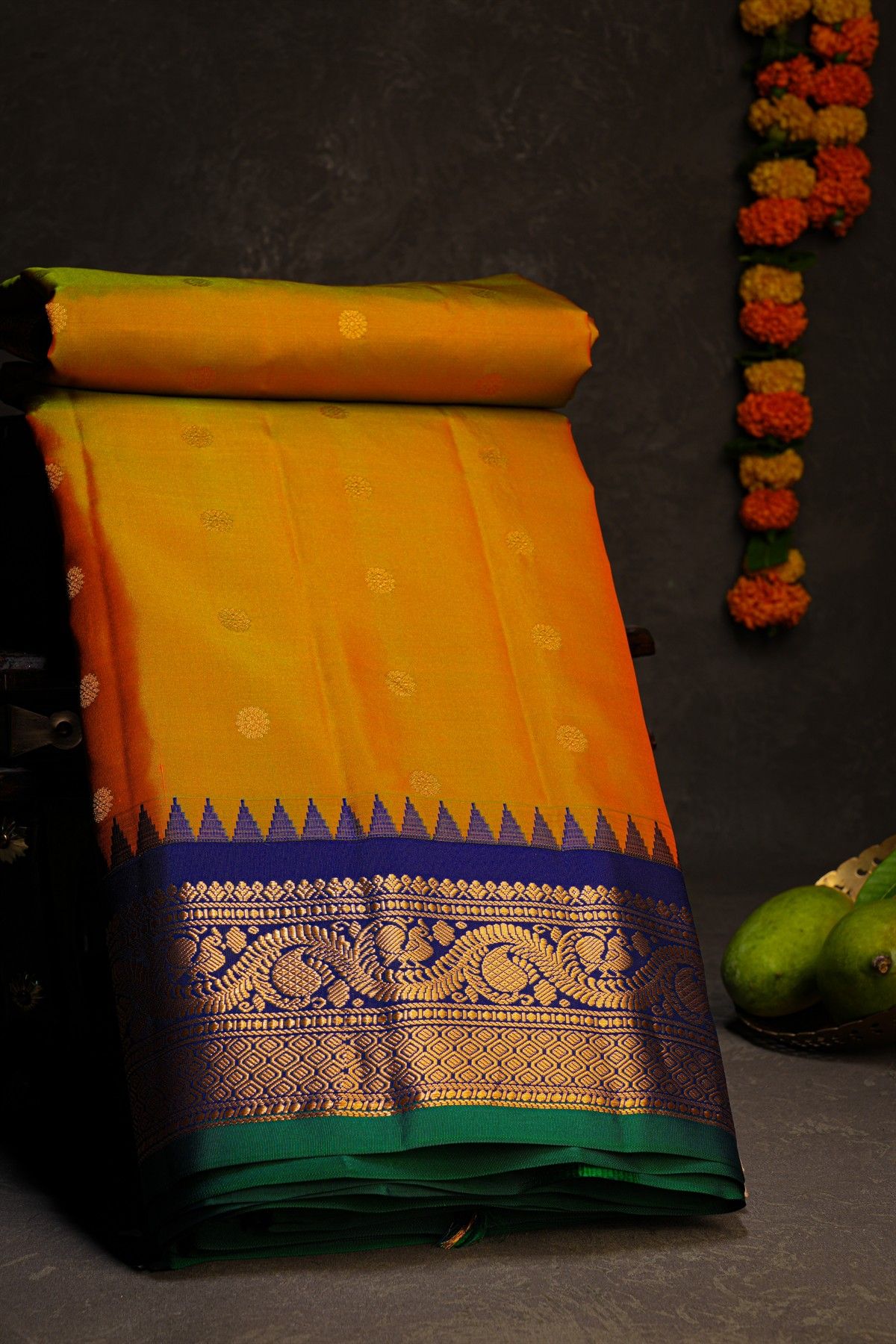 Gadwal Silk Dual Colour Saree