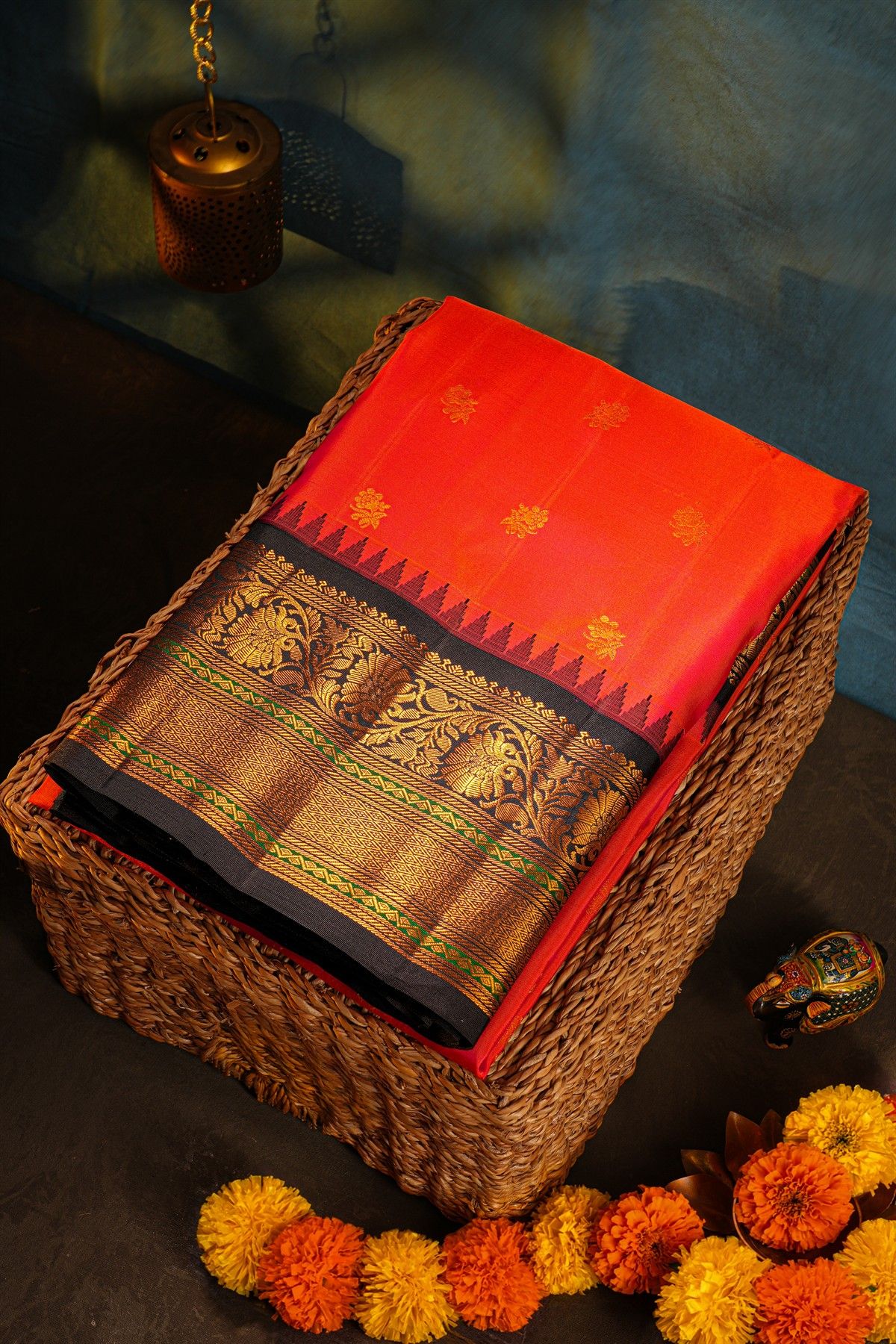 Gadwal Silk Dual Colour Saree