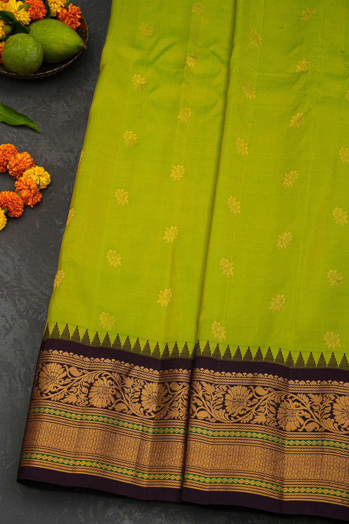 Gadwal Silk Green Saree