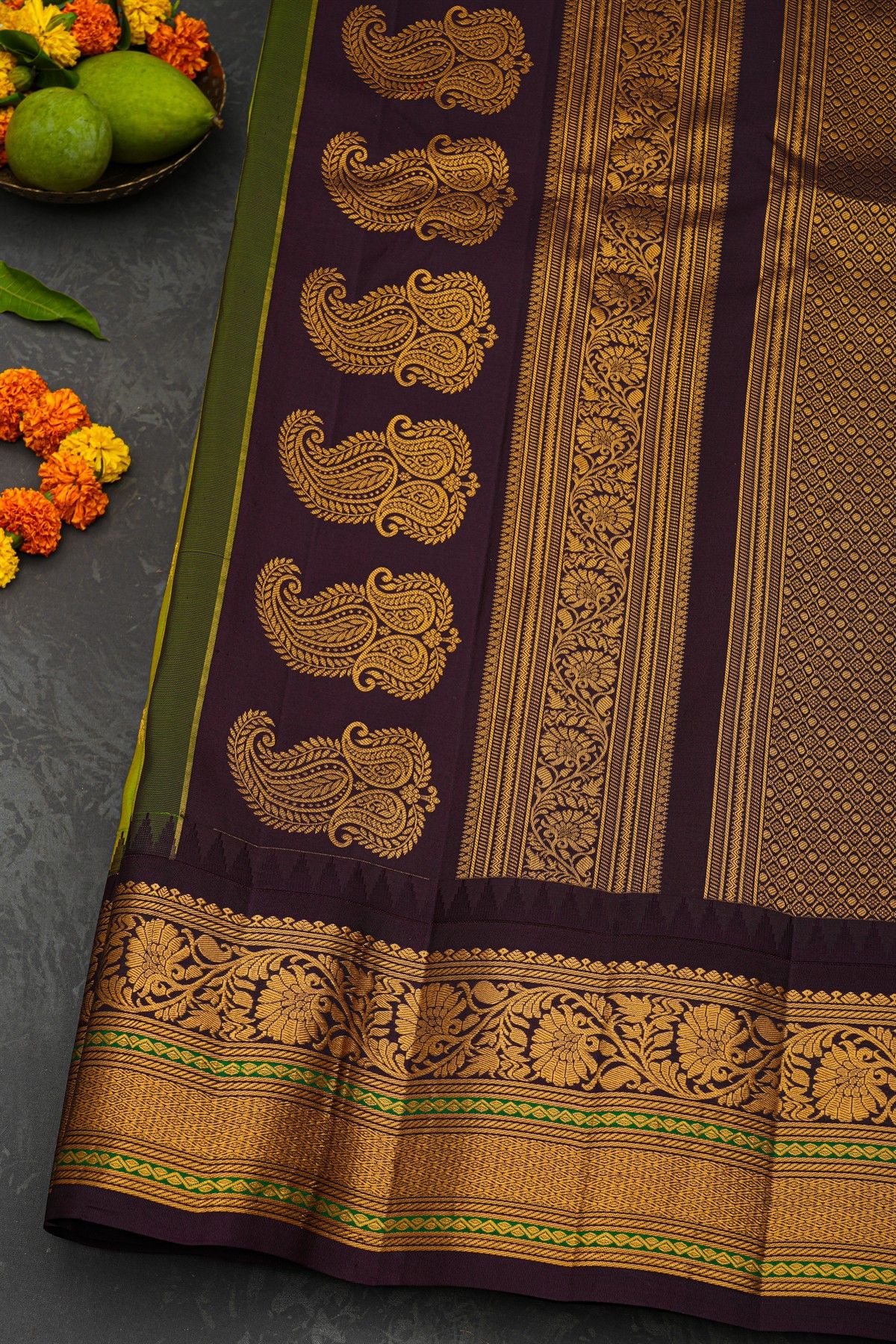 Gadwal Silk Green Saree