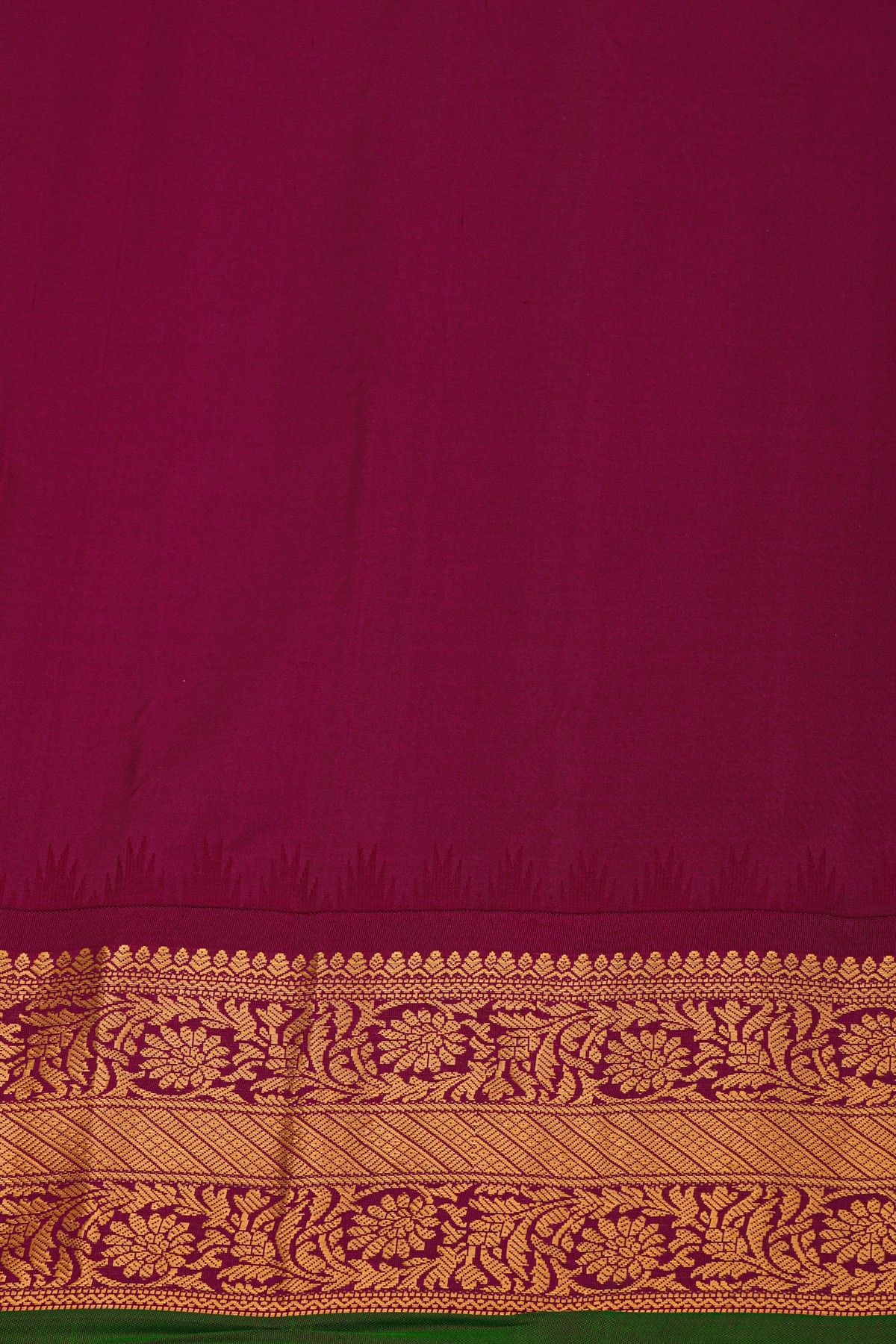 Gadwal Silk Green Saree