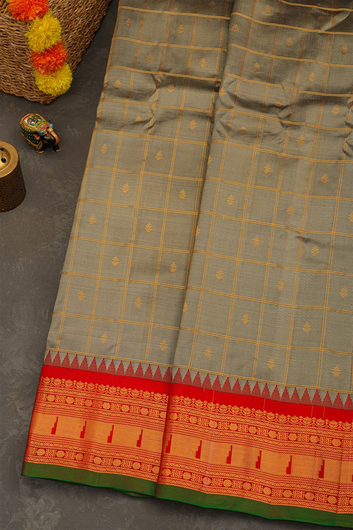 Gadwal Silk Dark Grey Saree